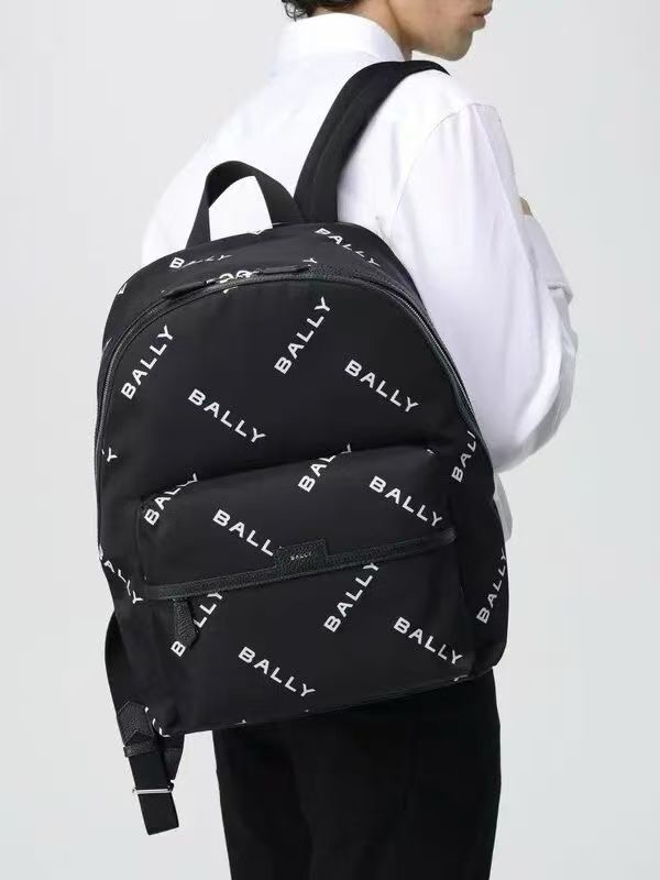 Рюкзак унисекс в стиле Bally из водоотталкивающего текстиля с кожаными элементами чёрного цвета