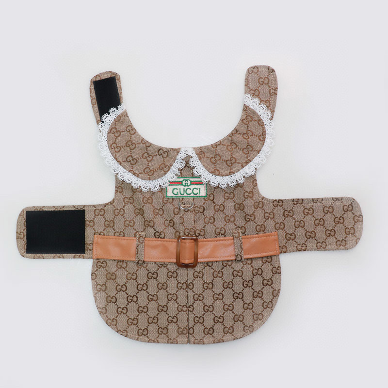 Жилет-платье для собак в стиле Gucci Monogram с кружевным воротником и ремешком
