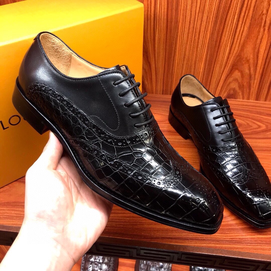 Туфли мужские Louis Vuitton из кожи крокодила черного цвета