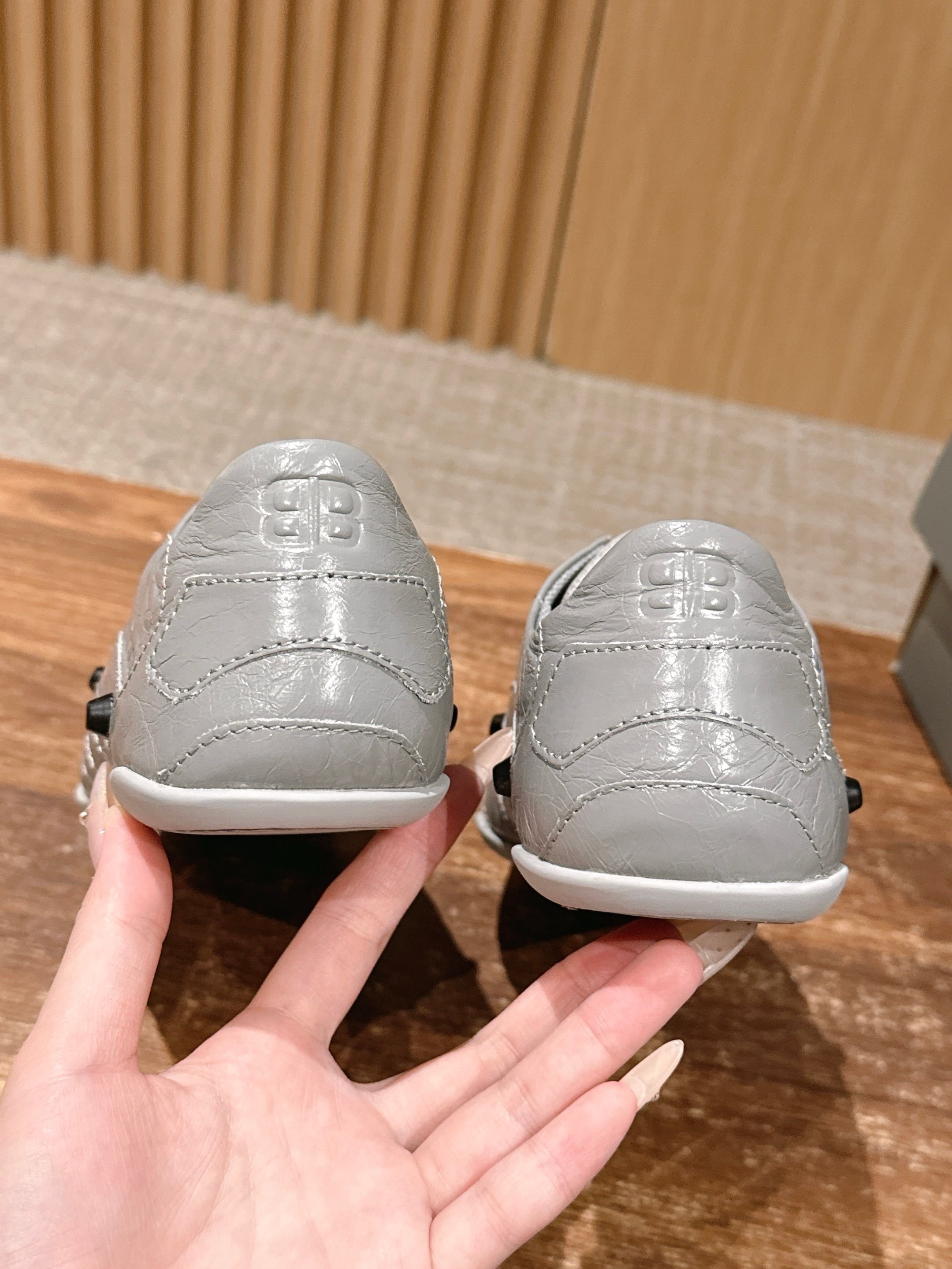 Кеды женские в стиле Balenciaga Soccer серого цвета