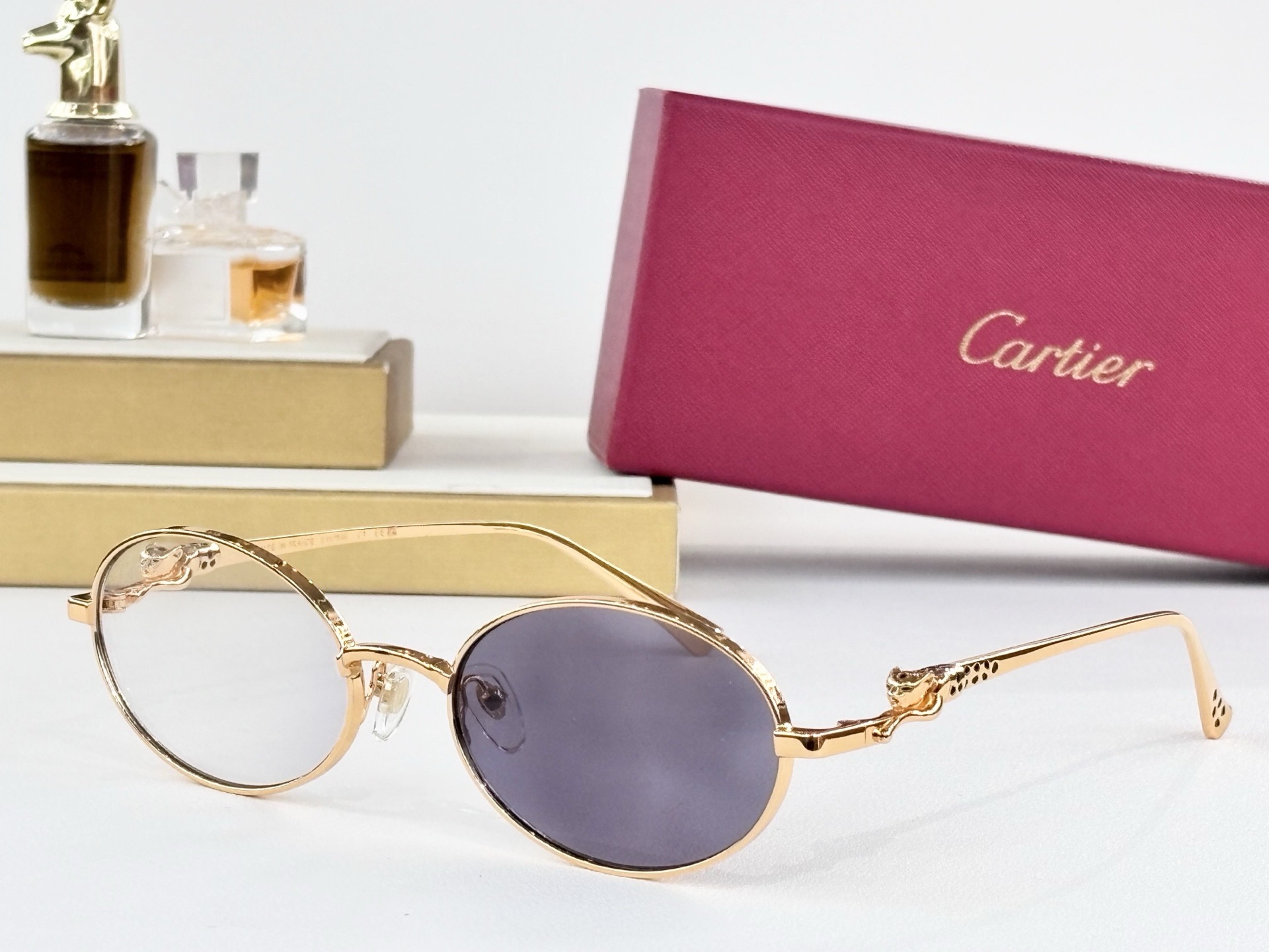 Очки солнцезащитные женские в стиле Cartier CT0752S