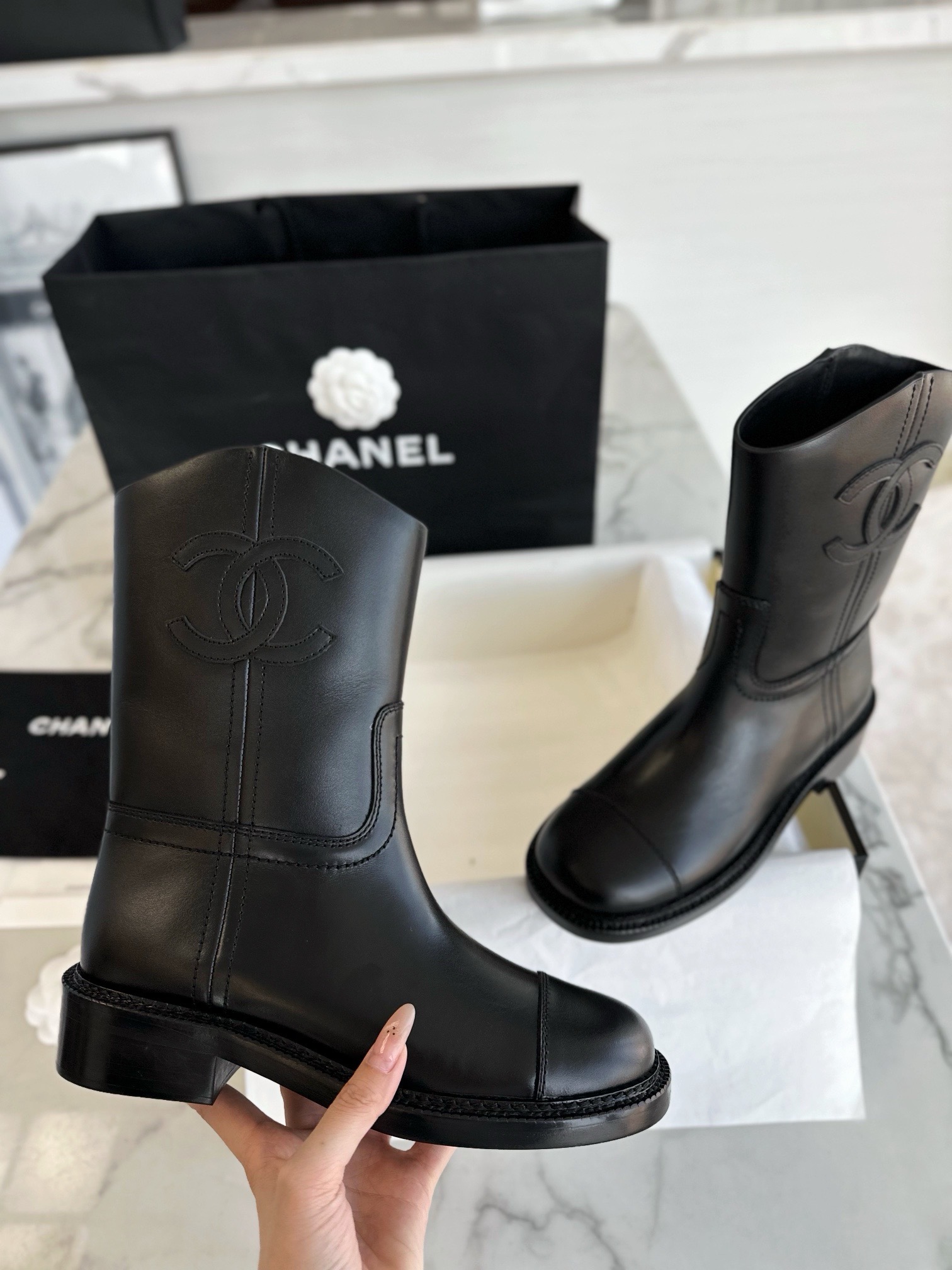 Полусапоги женские Chanel Western чёрного цвета