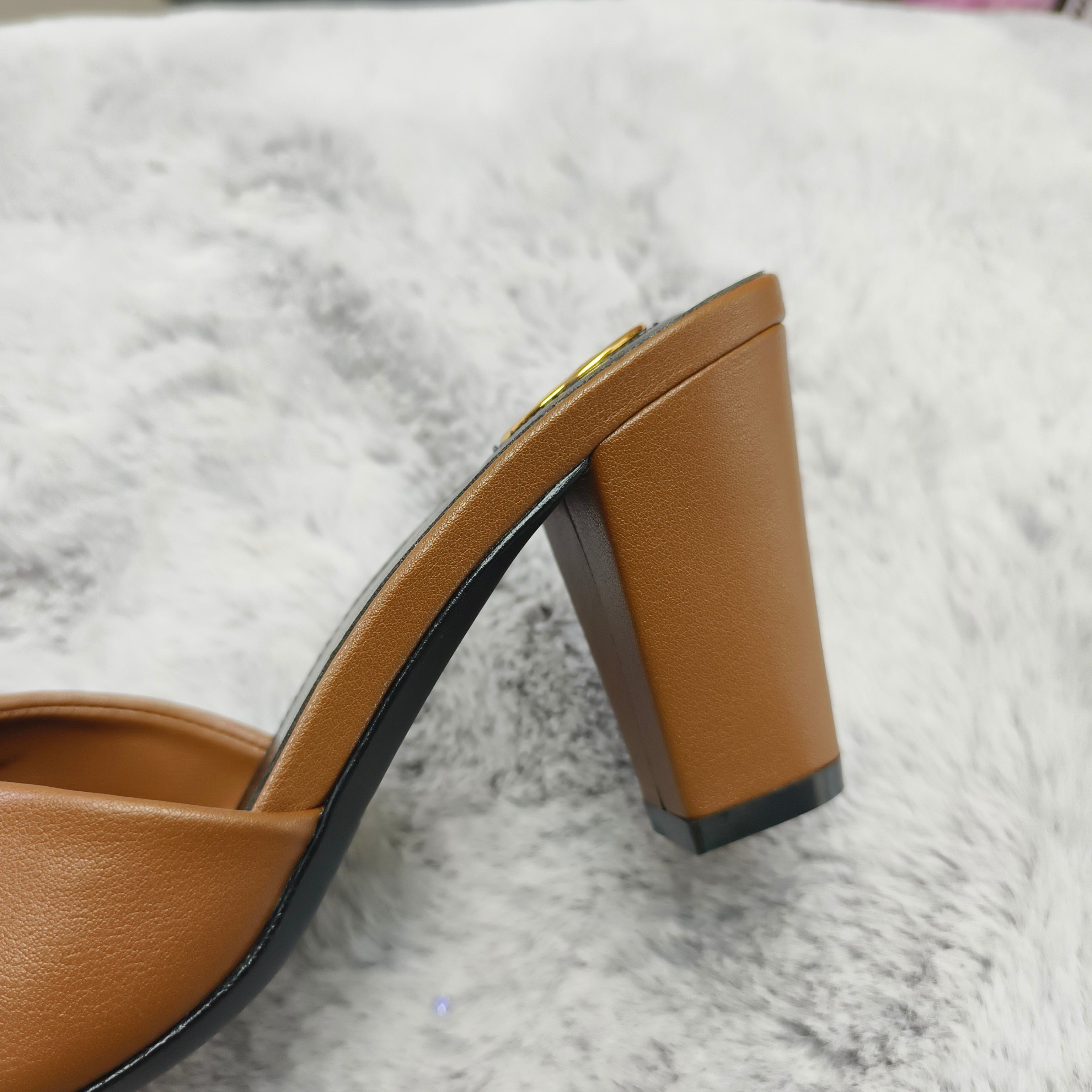 Мюли женские в стиле Saint Laurent YSL коричневого цвета