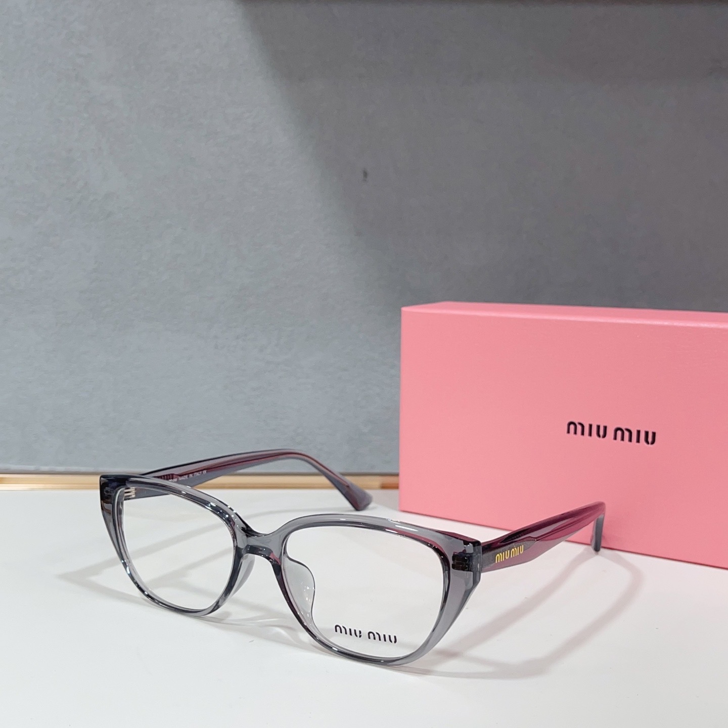 Очки женские в стиле Miu Miu прямоугольной формы