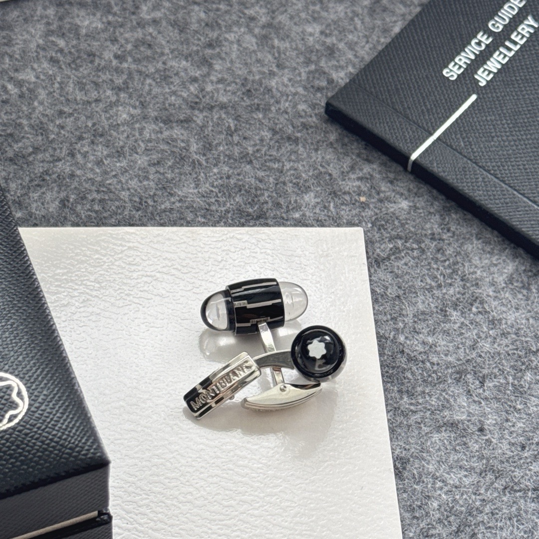 Запонки мужские Montblanc с чёрными вставками
