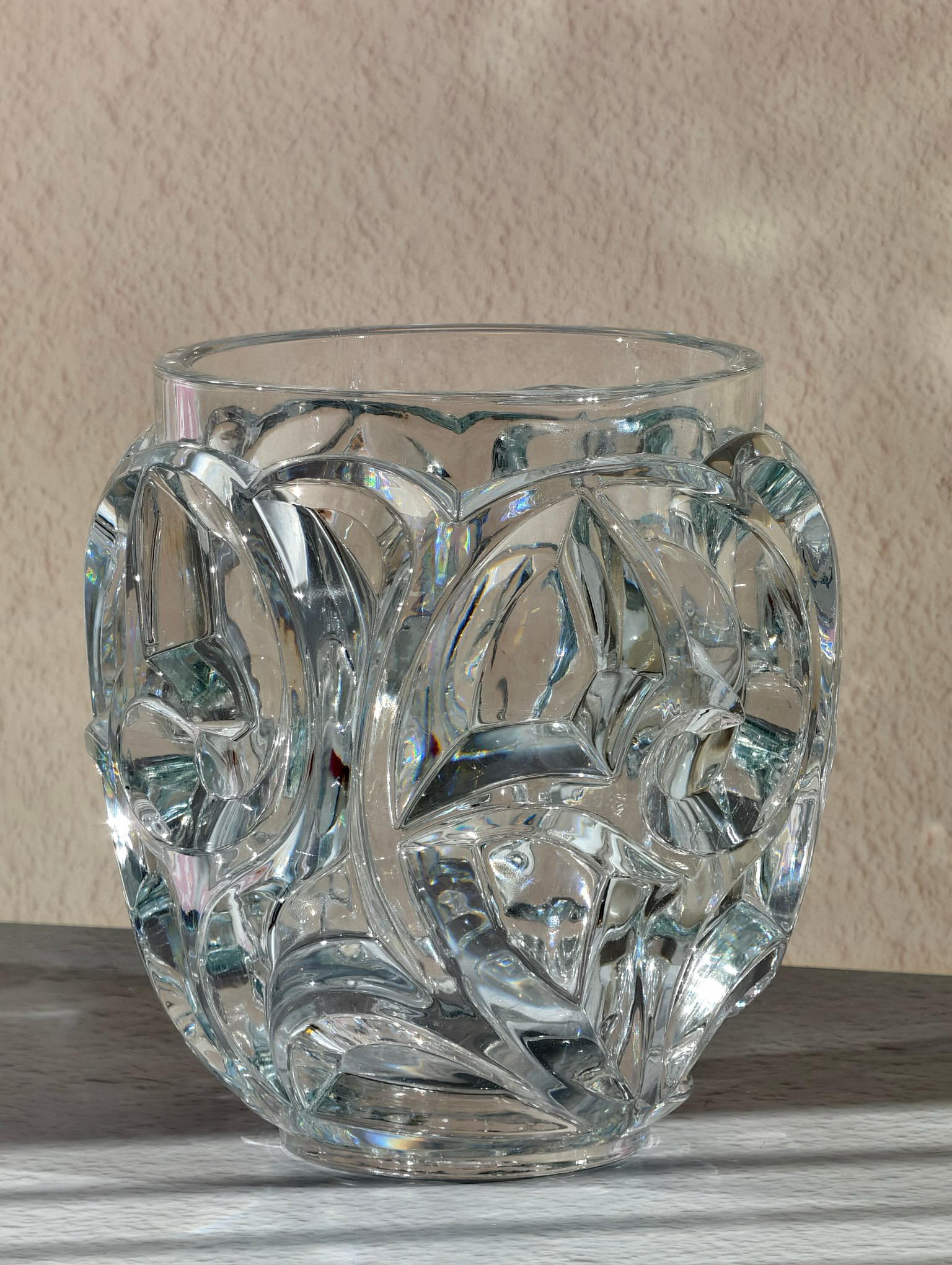Ваза хрустальная в стиле Lalique,прозрачная, 21 см