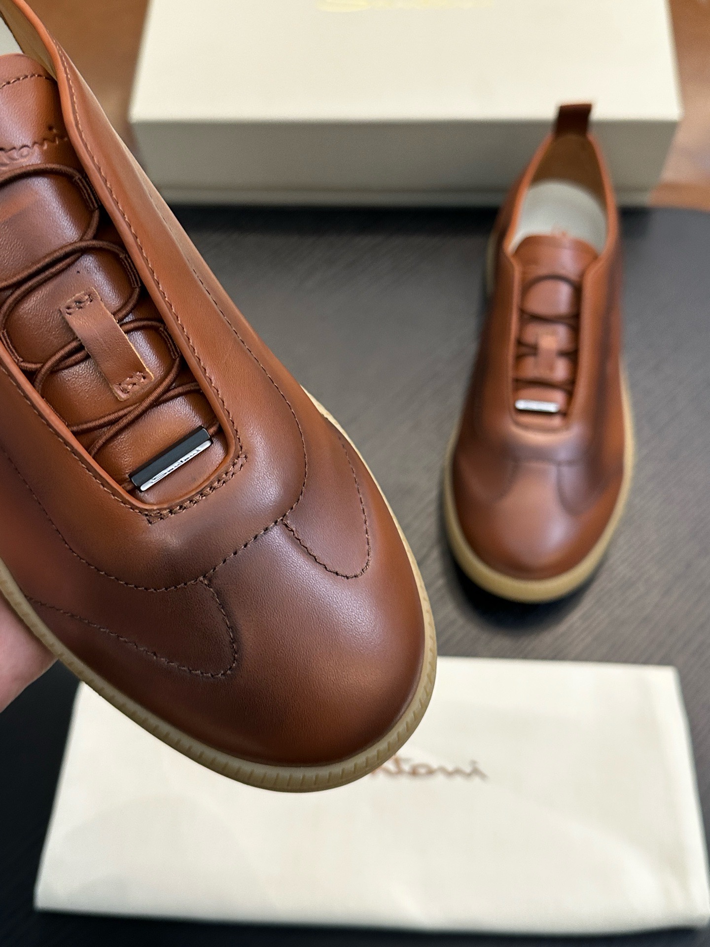 Кеды мужские в стиле Santoni из натуральной кожи коричневого цвета