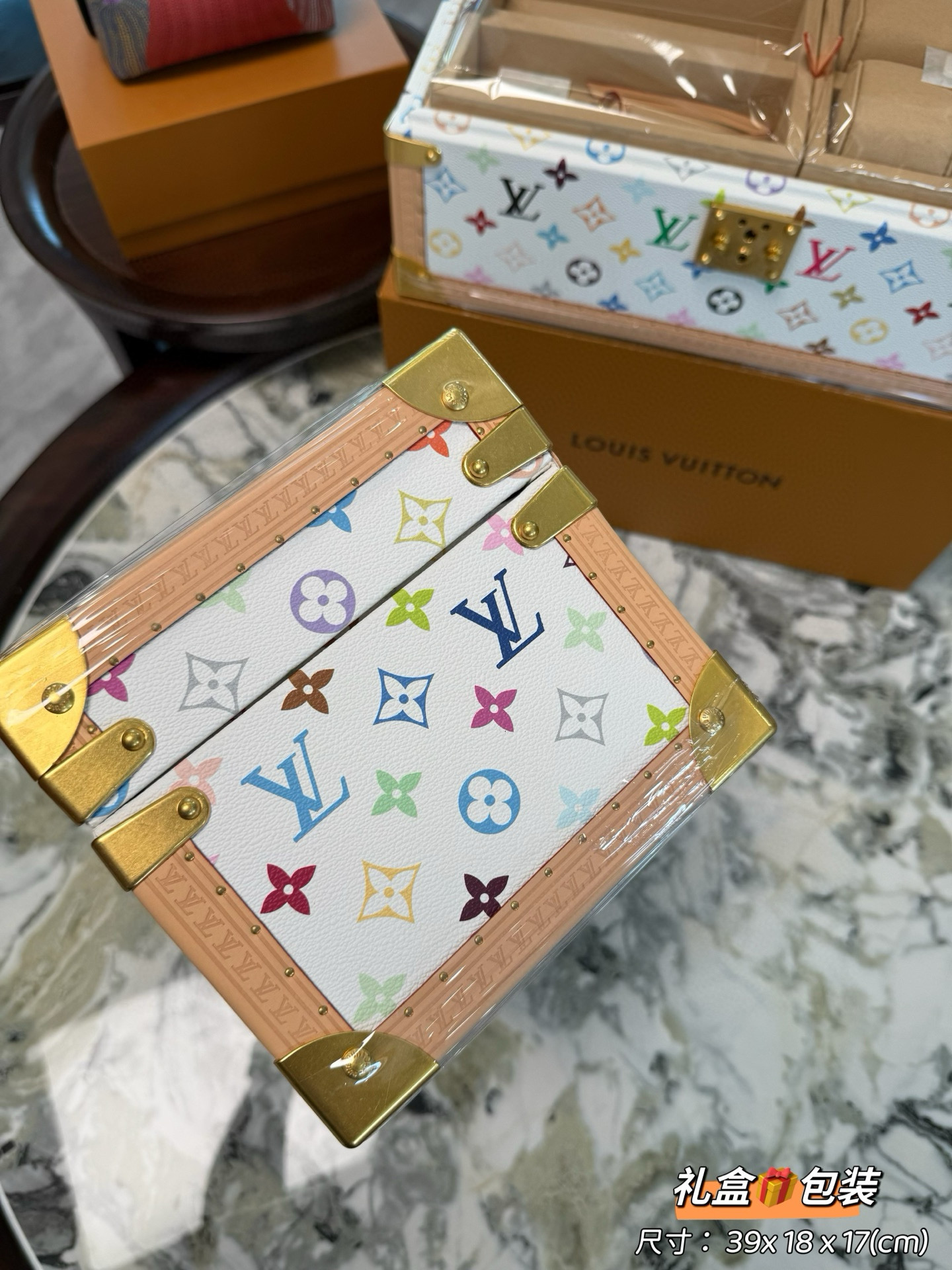 Шкатулка для украшений в стиле Louis Vuitton Coffret 8 Monogram Multicolor белая