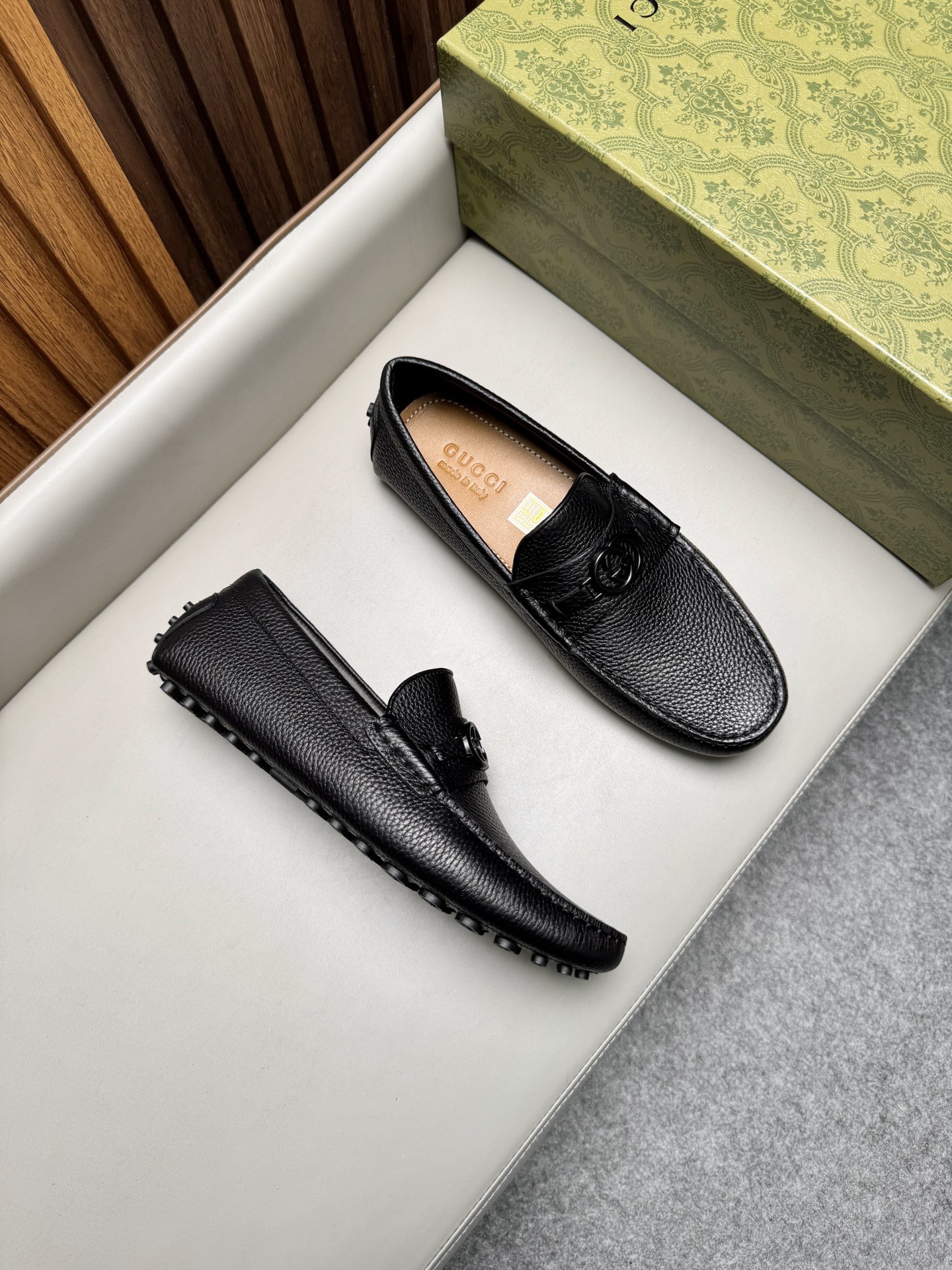 Мокасины мужские в стиле Gucci Driver черного цвета