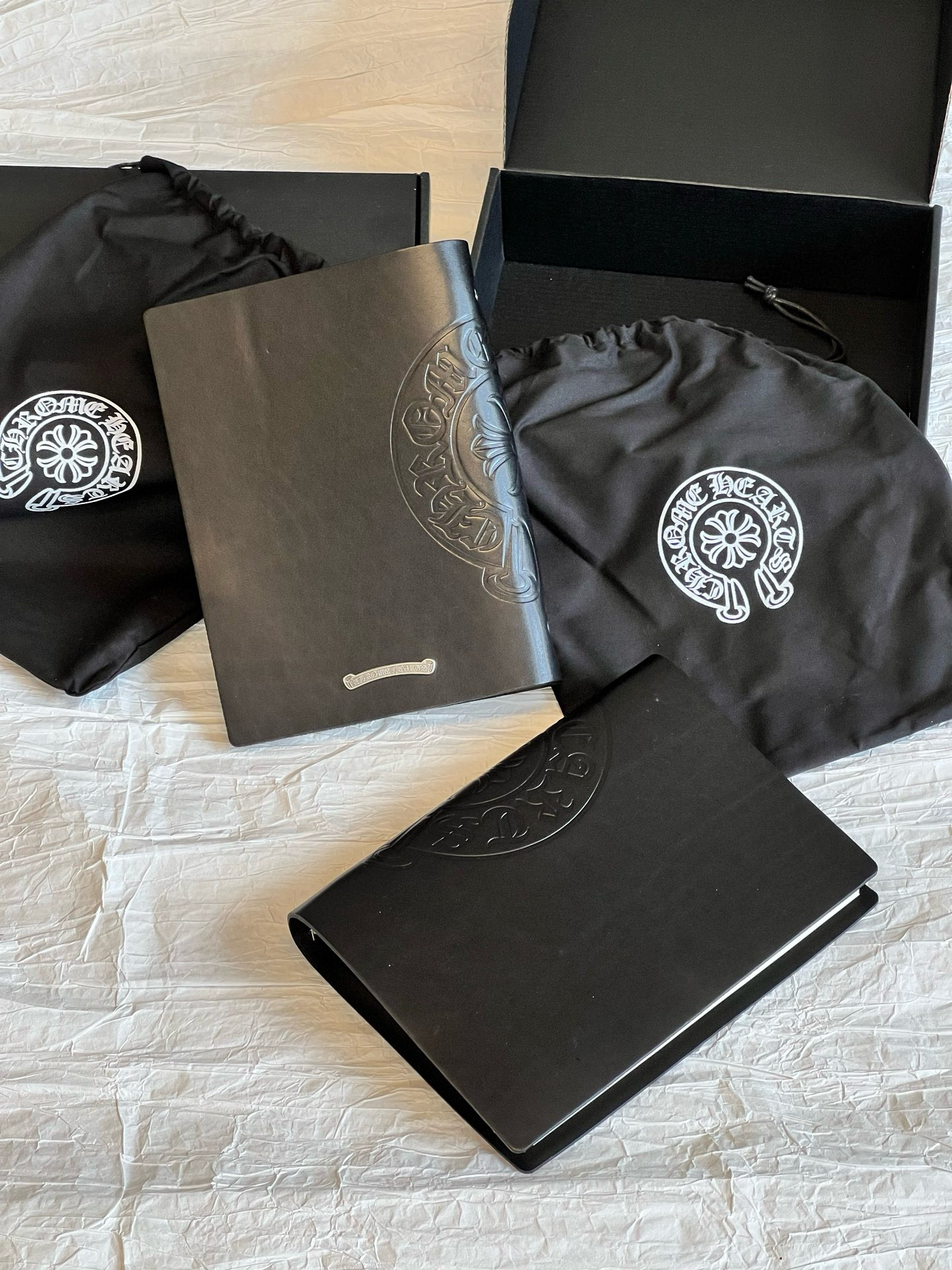 Папка для документов Chrome Hearts из натуральной кожи черного цвета