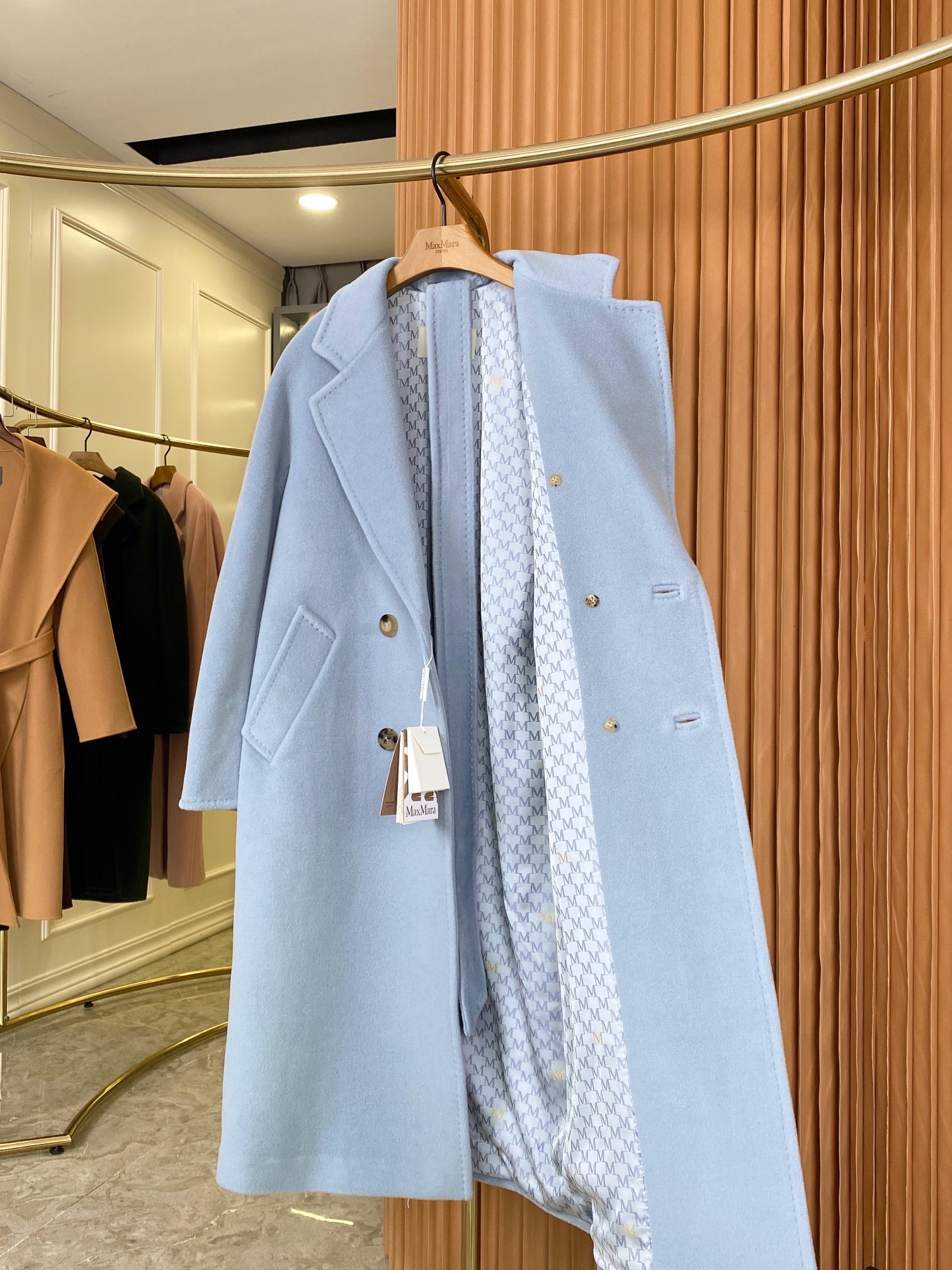 Пальто женское в стиле Max Mara Anne-Marie Beretta голубого цвета