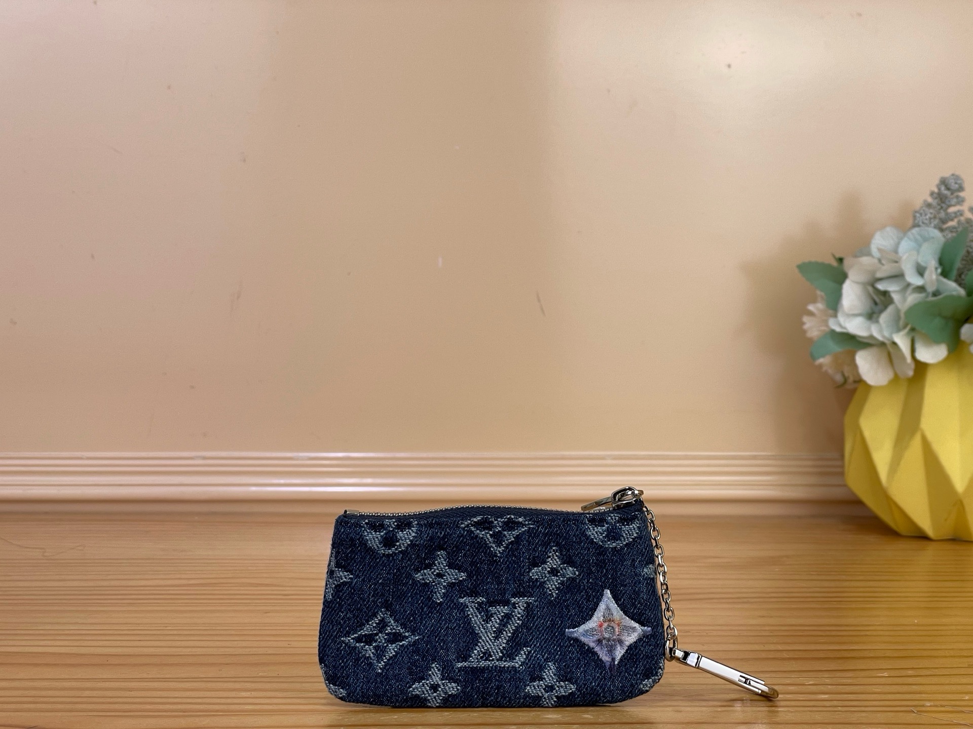 Ключница женская Louis Vuitton Pochette Clés XS синего цвета