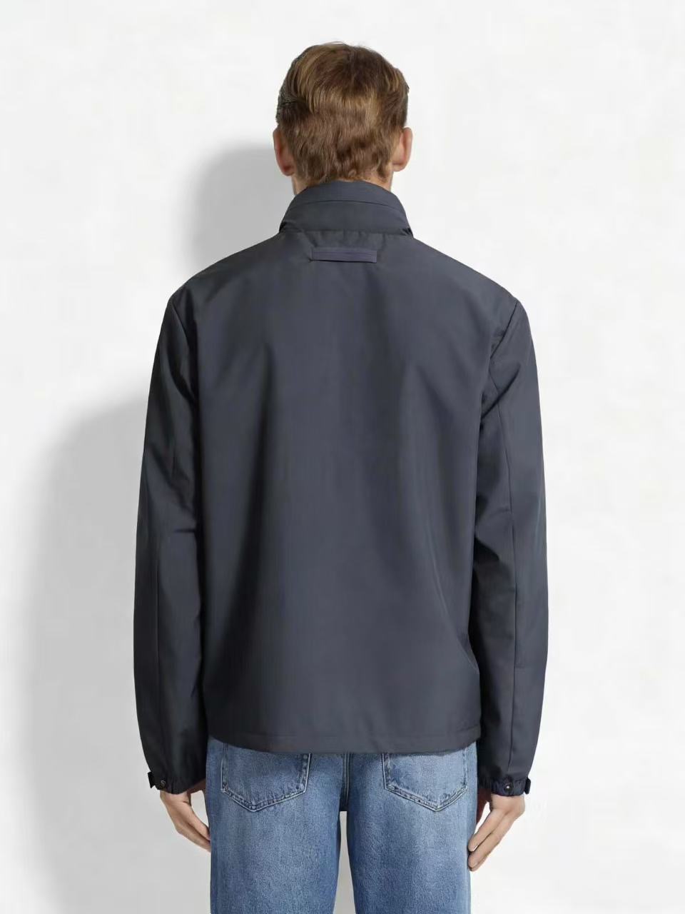 Куртка мужская в стиле Zegna с капюшоном демисезонная черного цвета