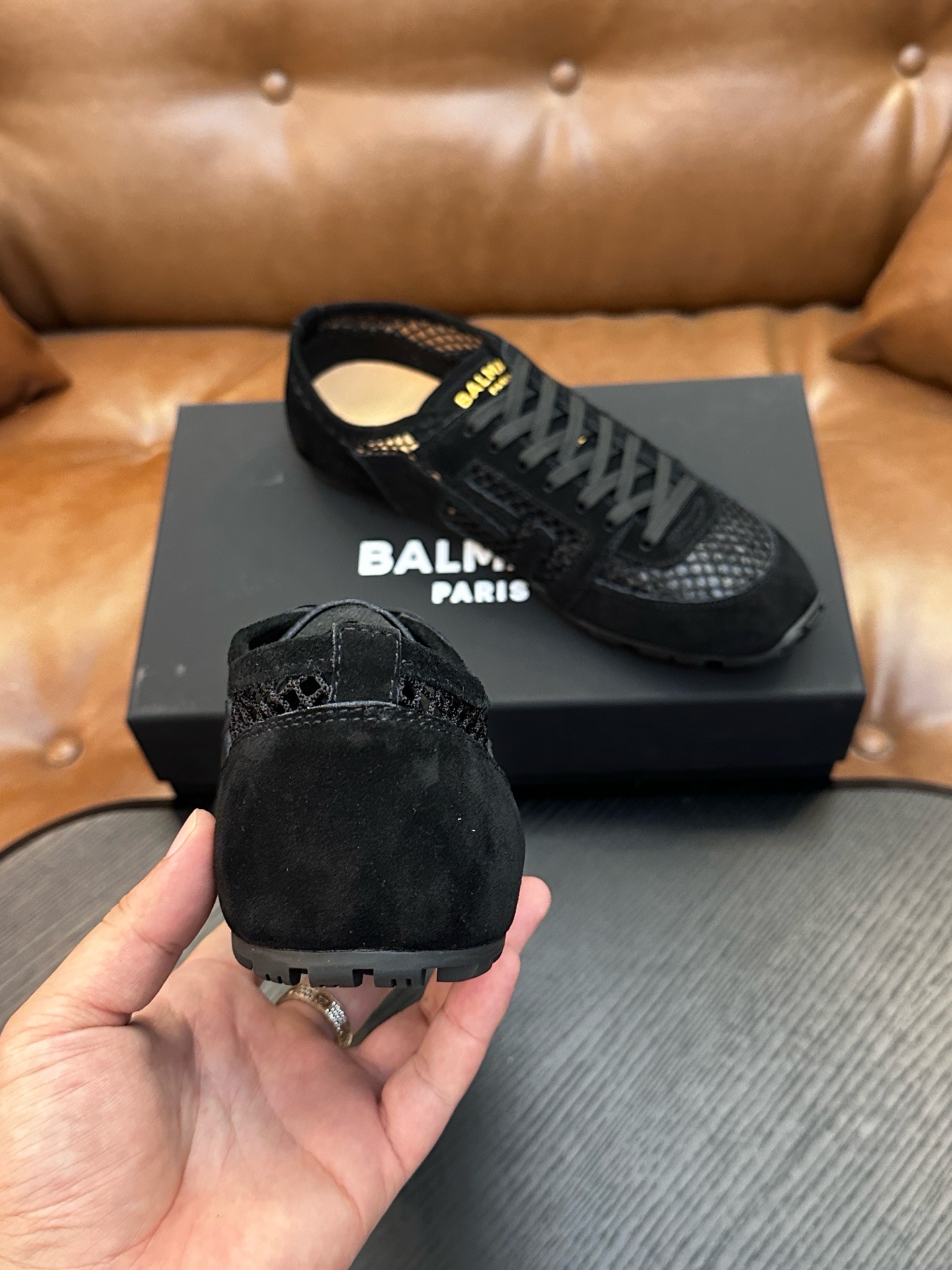Кроссовки мужские Balmain B-Skate чёрного цвета