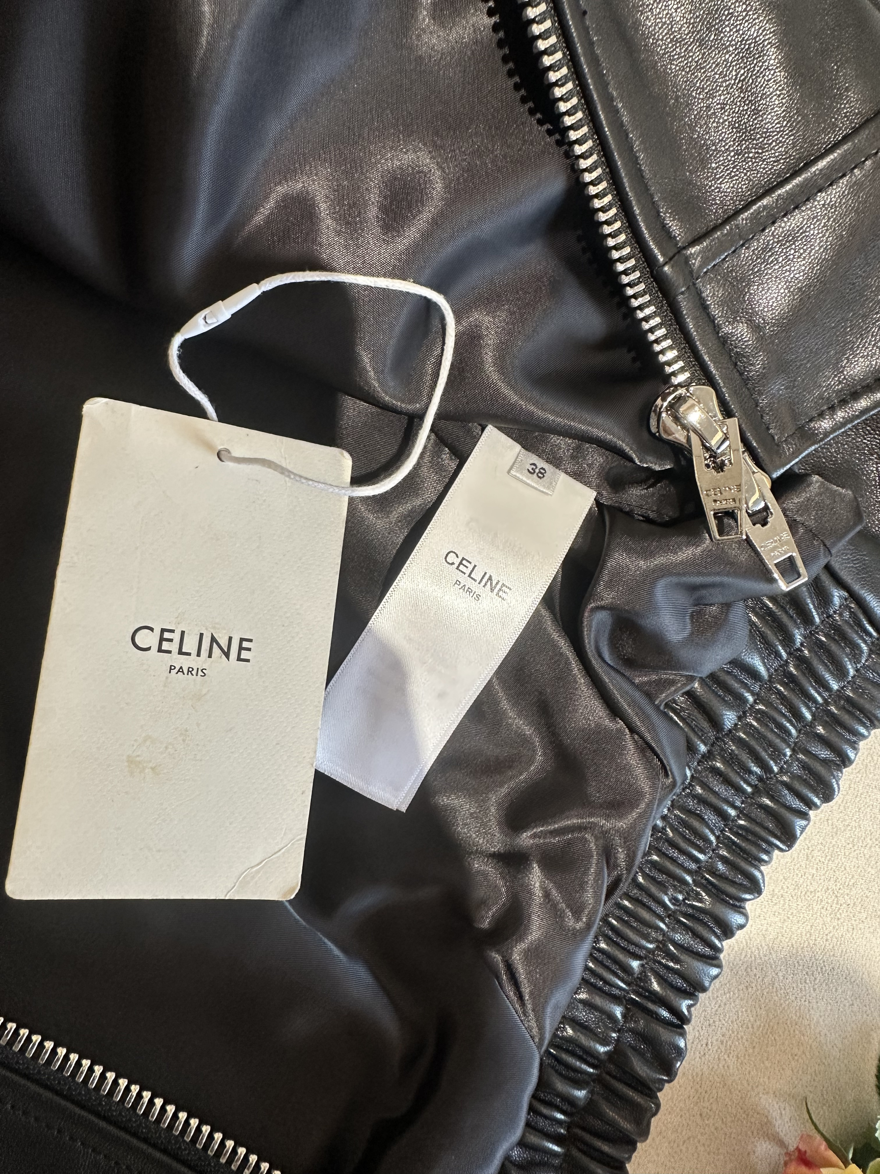 Куртка женская укороченная Celine чёрного цвета с отложным воротником