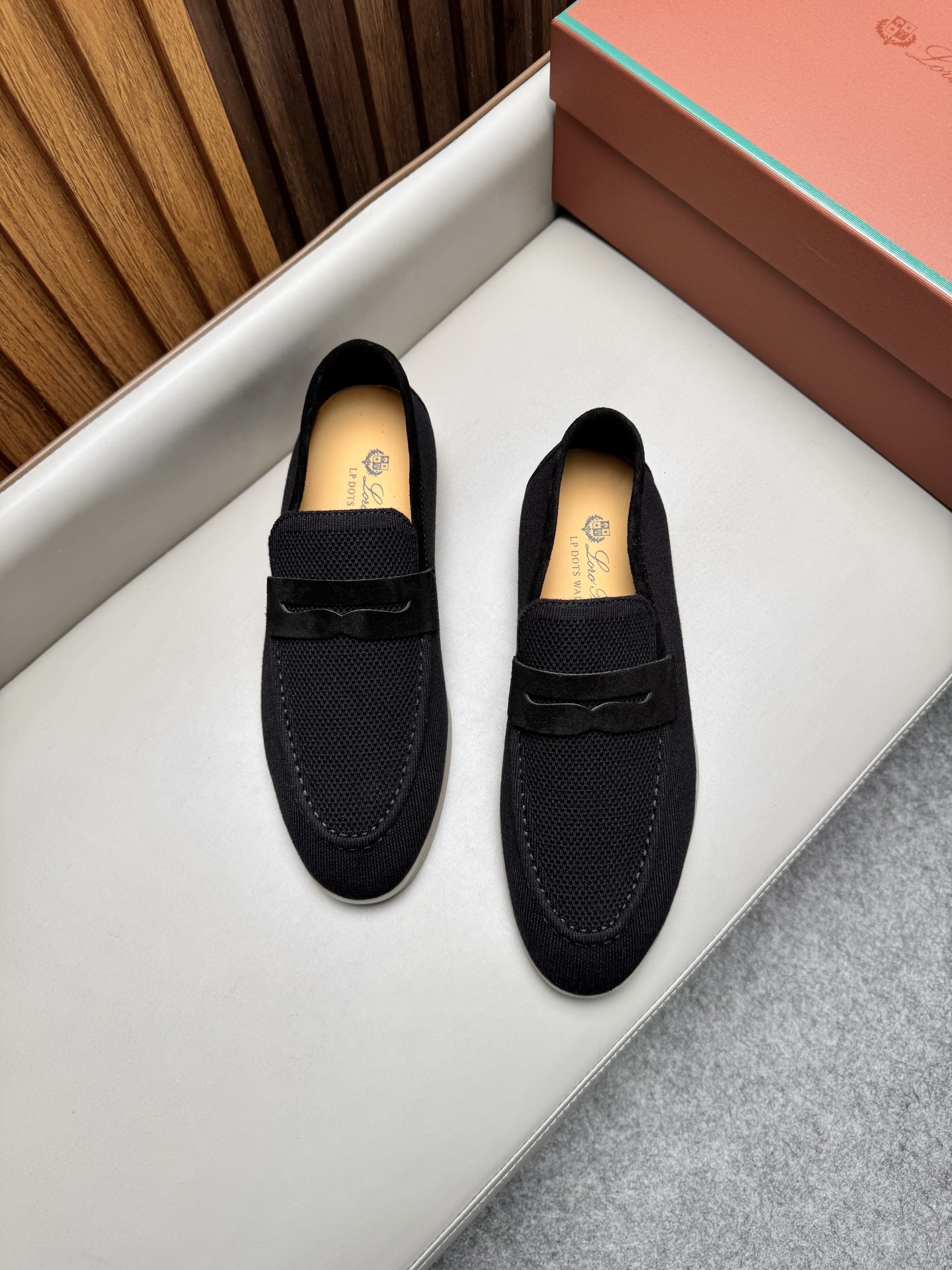 Лоферы мужские Loro Piana чёрного цвета