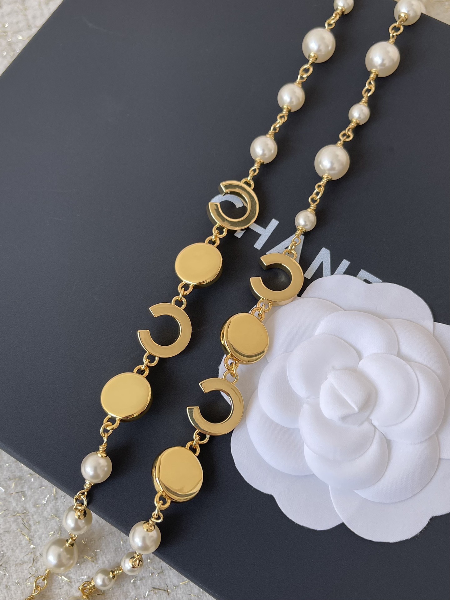 Подвеска женская Chanel 24B