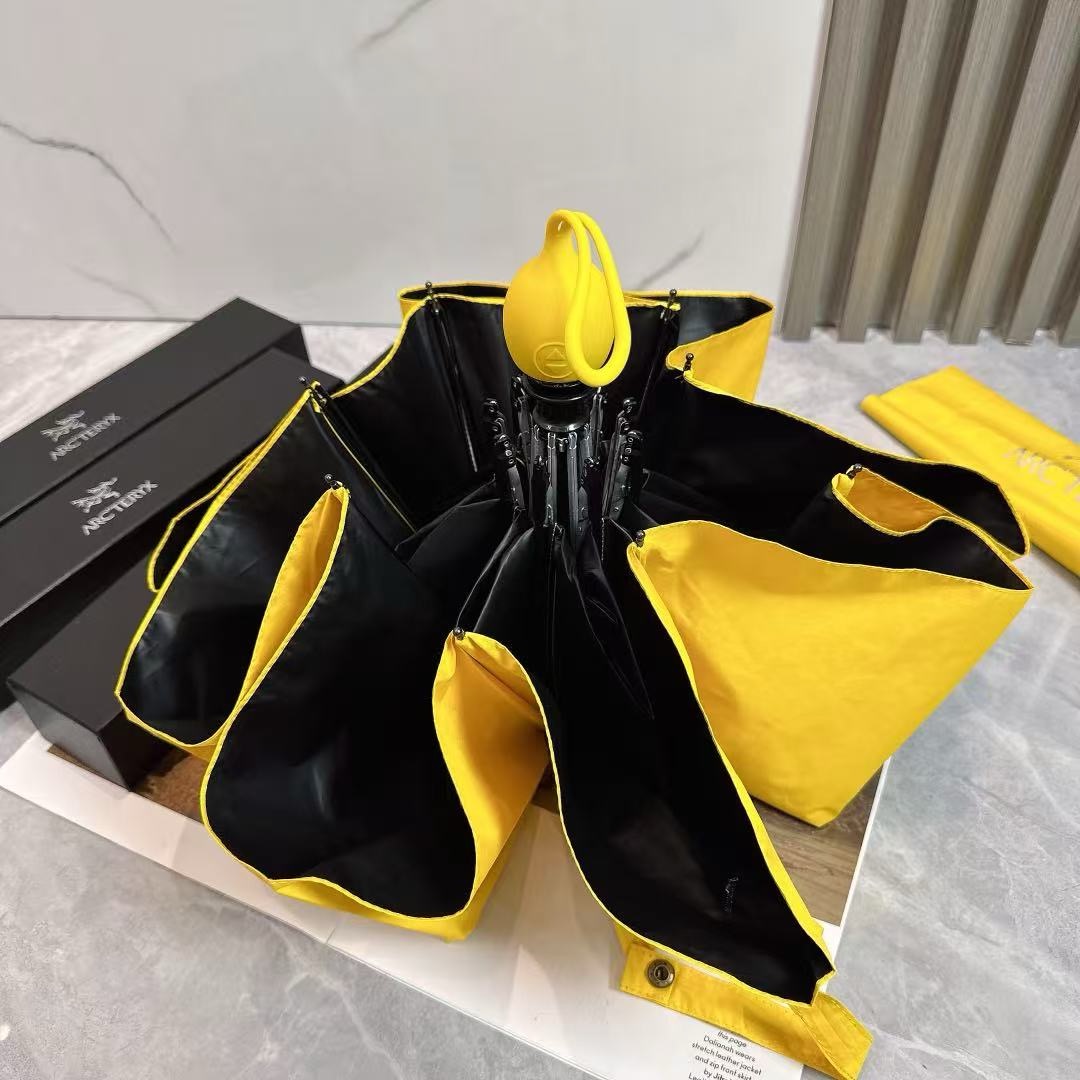 Зонт Arc'teryx желтого цвета