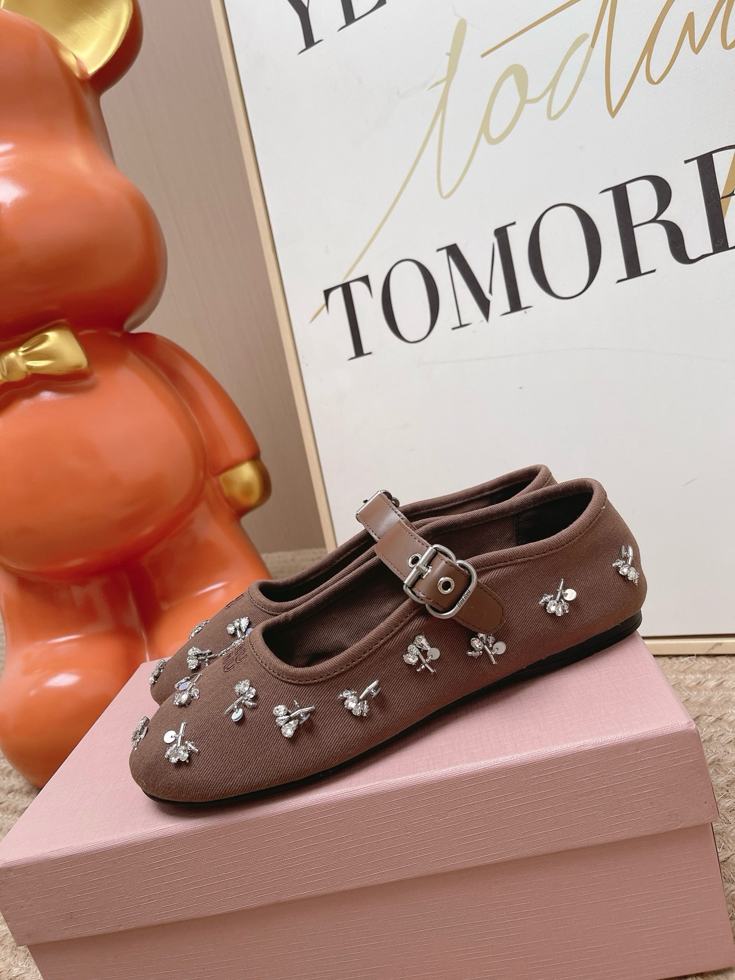 Балетки женские Miu Miu Mary Jane коричневого цвета