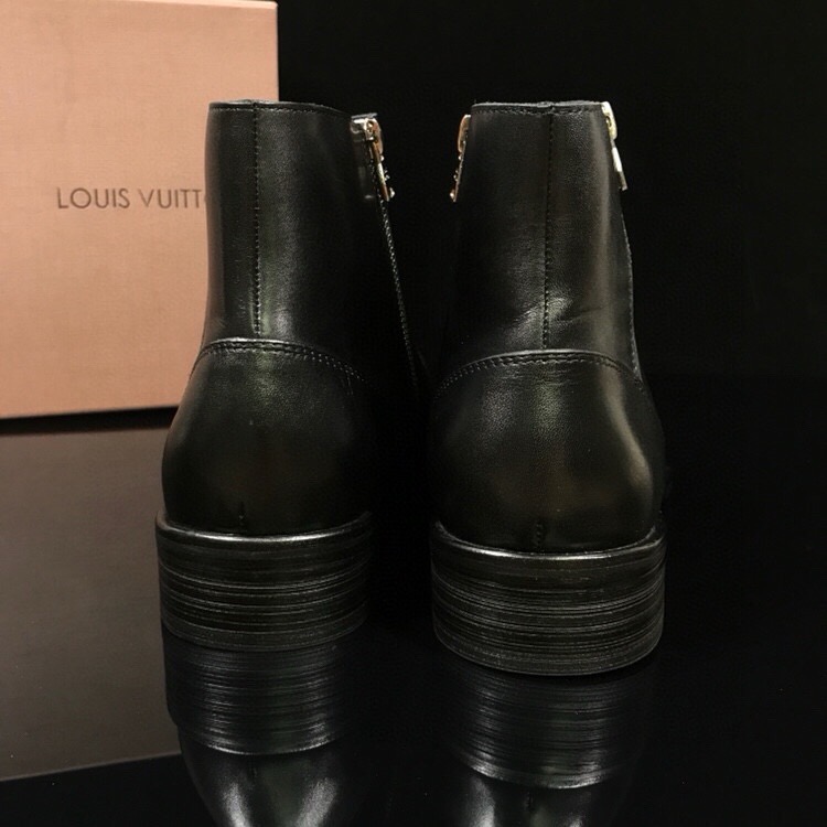 Ботинки мужские Louis Vuitton чёрного цвета