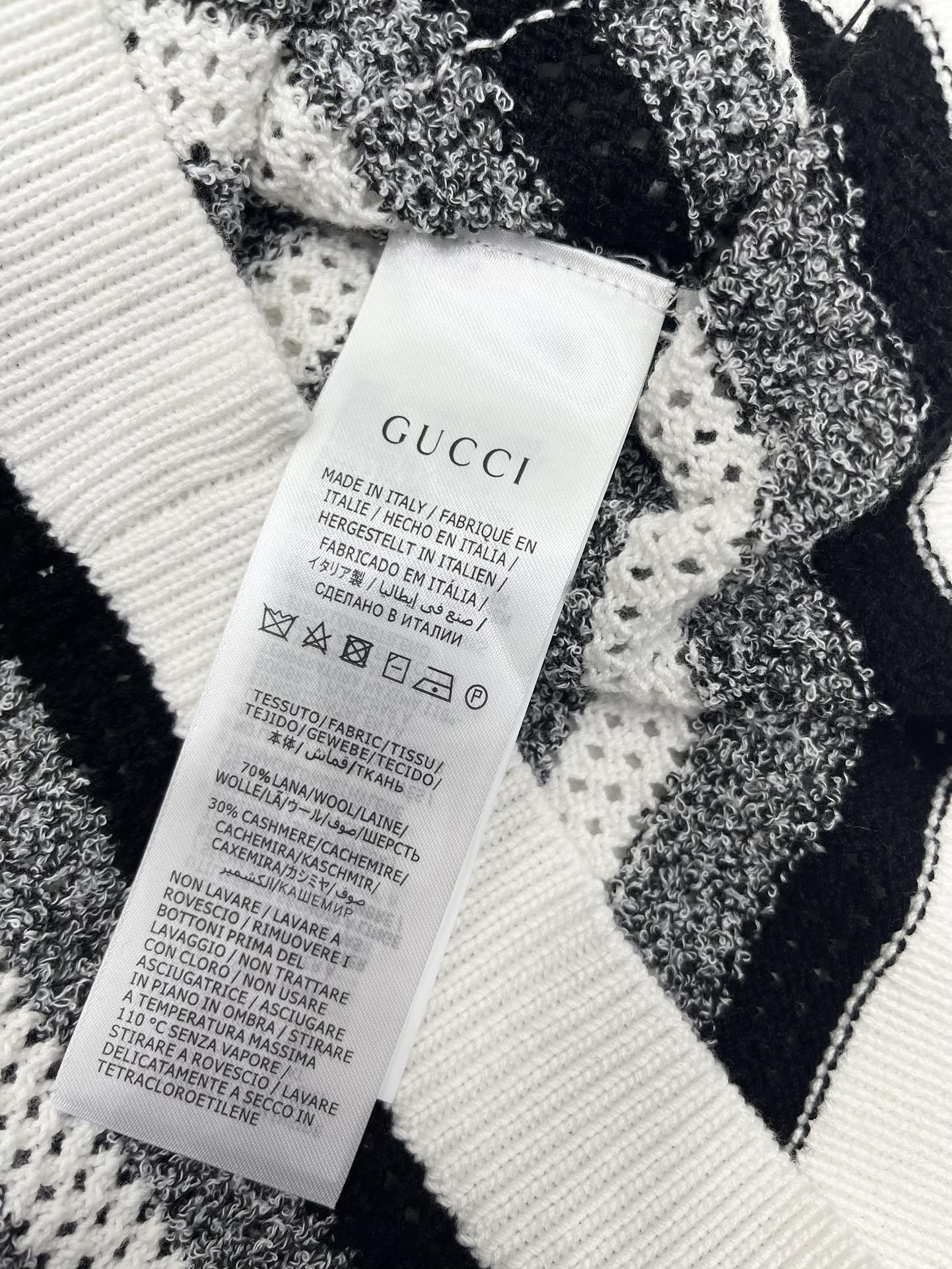 Джемпер женский в стиле Gucci из хлопкового трикотажа в полоску бело-синего цвета