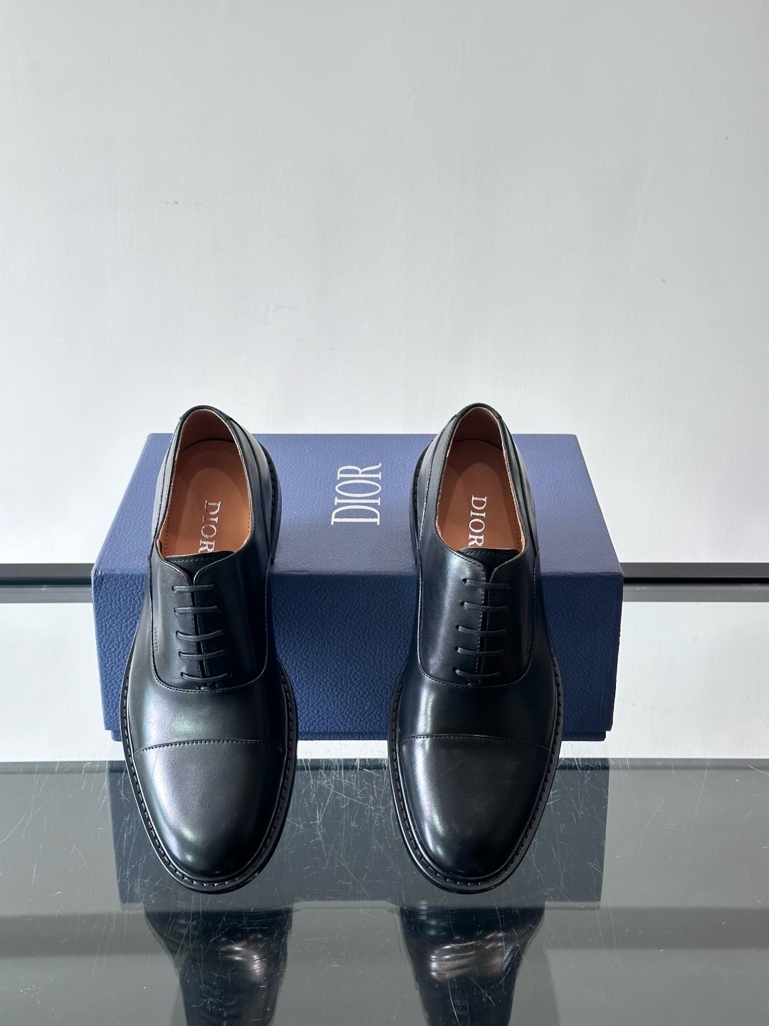 Туфли мужские в стиле Dior Oxford из натуральной кожи черного цвета