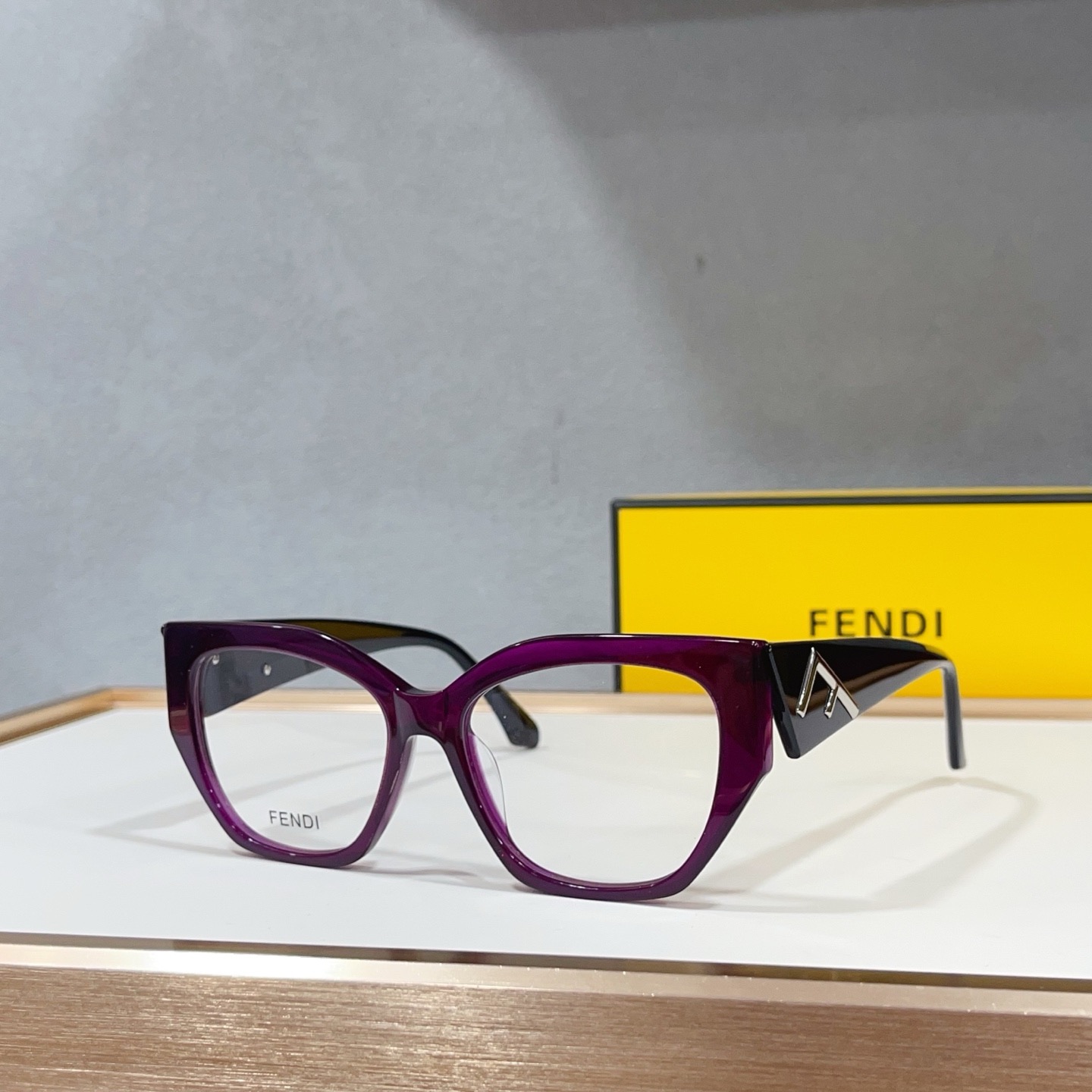 Оправа женская Fendi FE50062