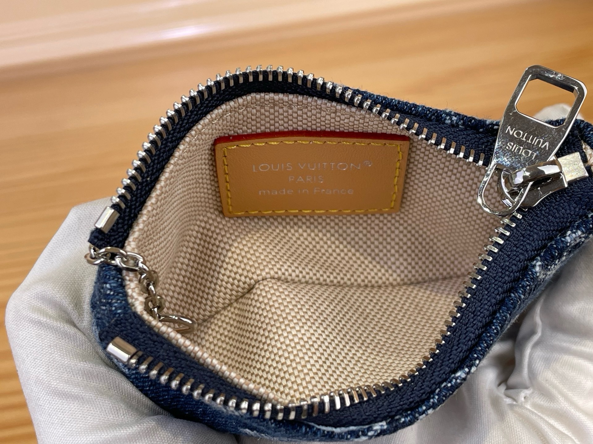 Ключница женская Louis Vuitton Pochette Clés XS синего цвета