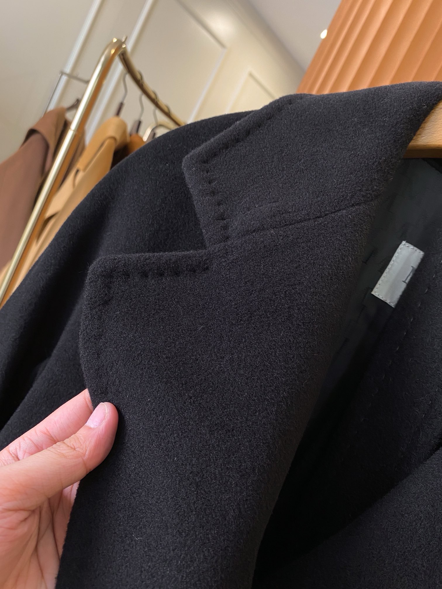 Пальто женское в стиле Max Mara Anne-Marie Beretta чёрного цвета