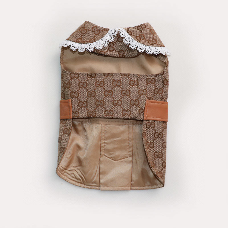Жилет-платье для собак в стиле Gucci Monogram с кружевным воротником и ремешком