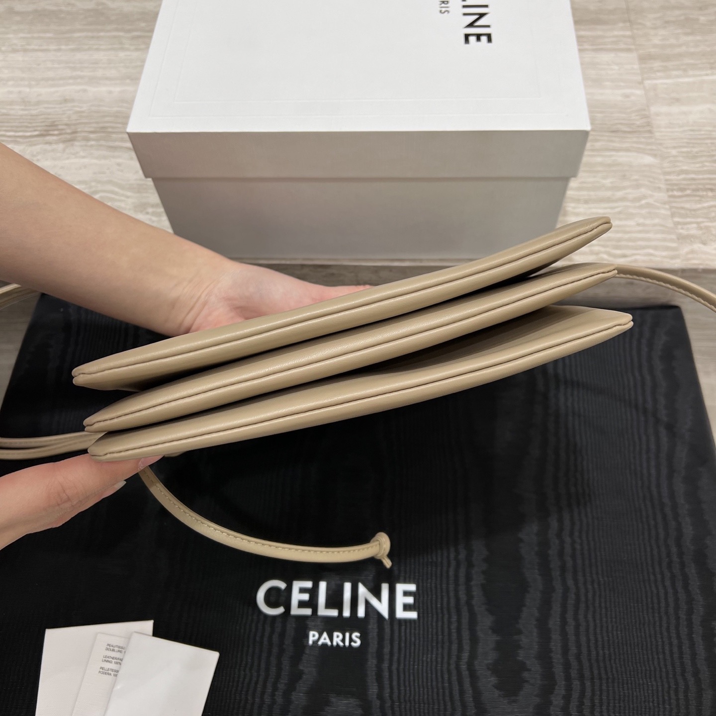 Сумка женская в стиле Celine Trio Flap бежевого цвета