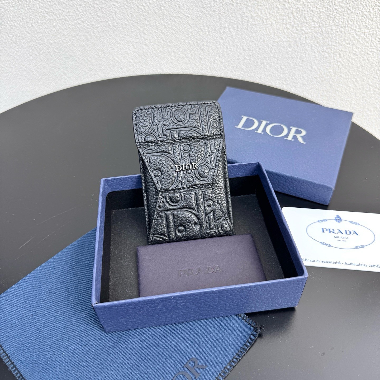 Картхолдер мужской Dior из чёрного цвета
