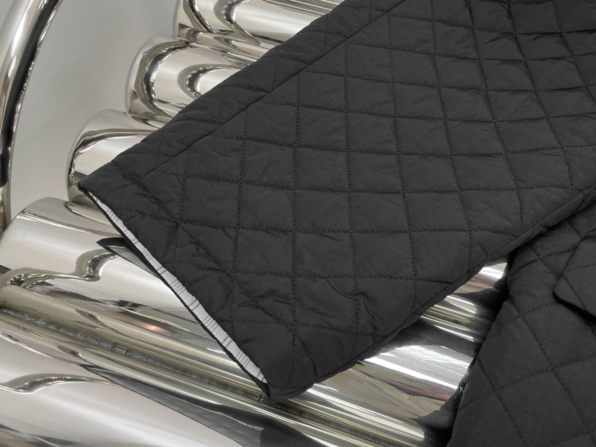 Пальто женское в стиле Max Mara чёрного цвета