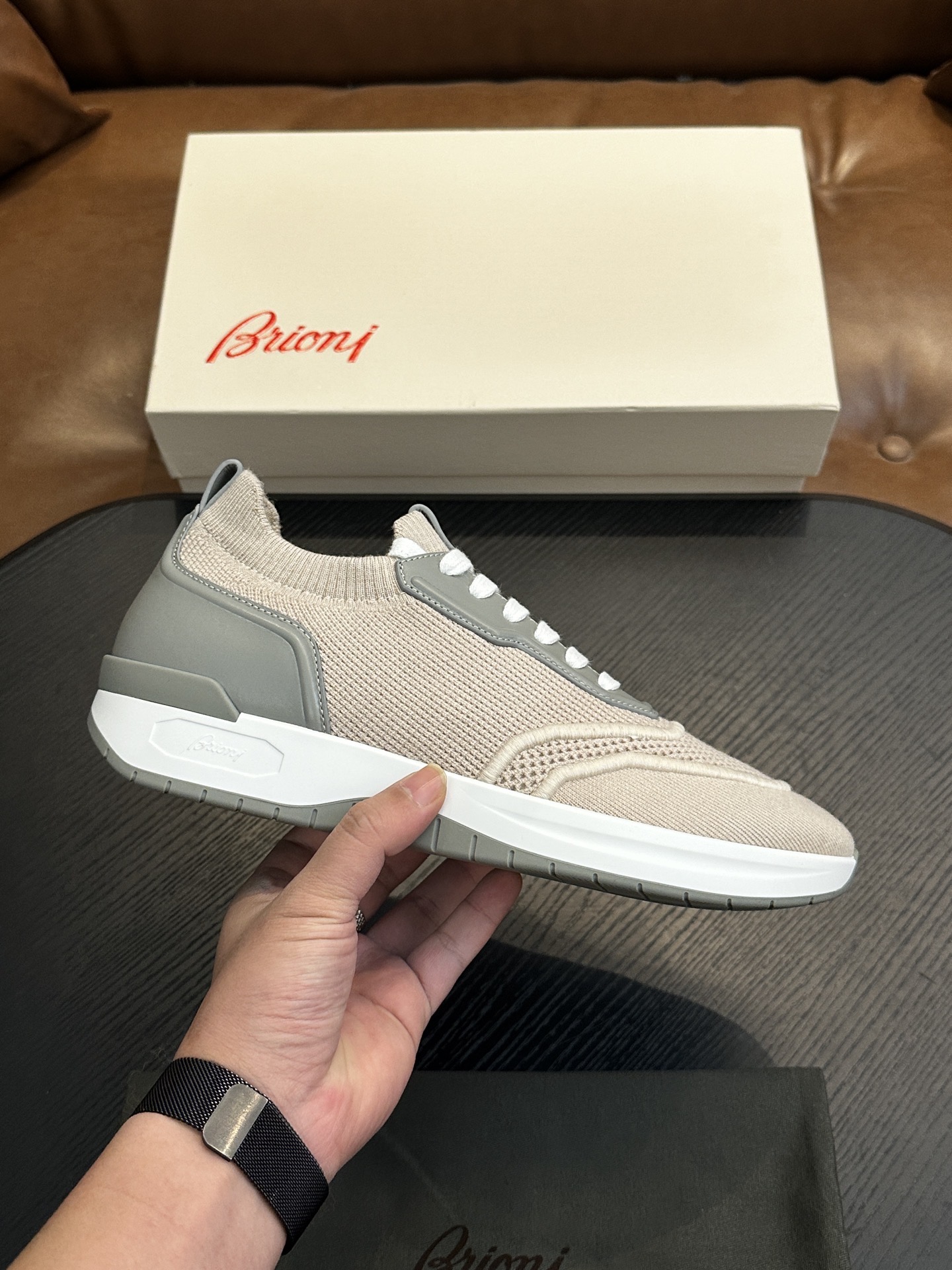 Кроссовки мужские в стиле Brioni бежево-серого цвета