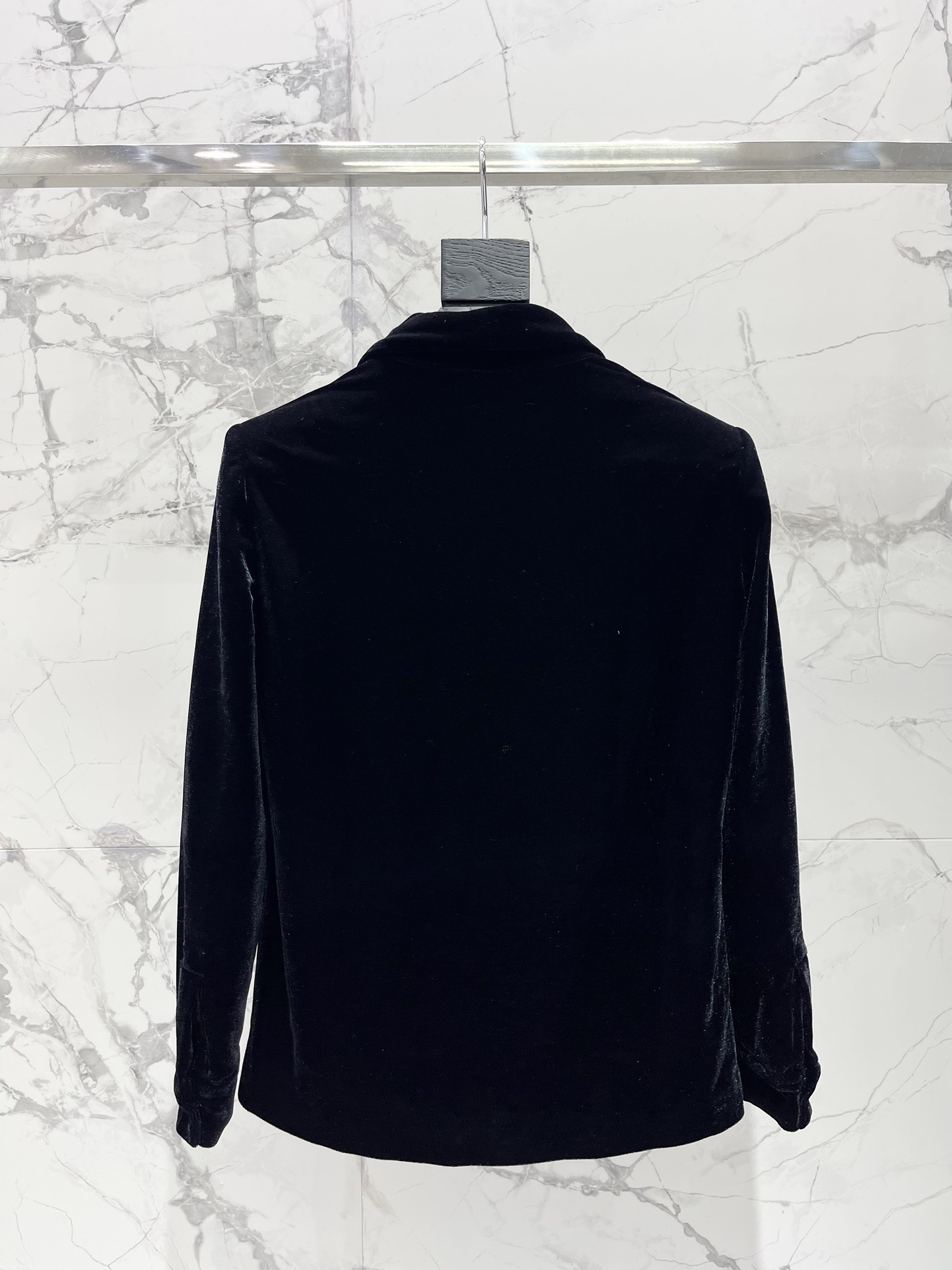 Пиджак женский в стиле Saint Laurent чёрного цвета