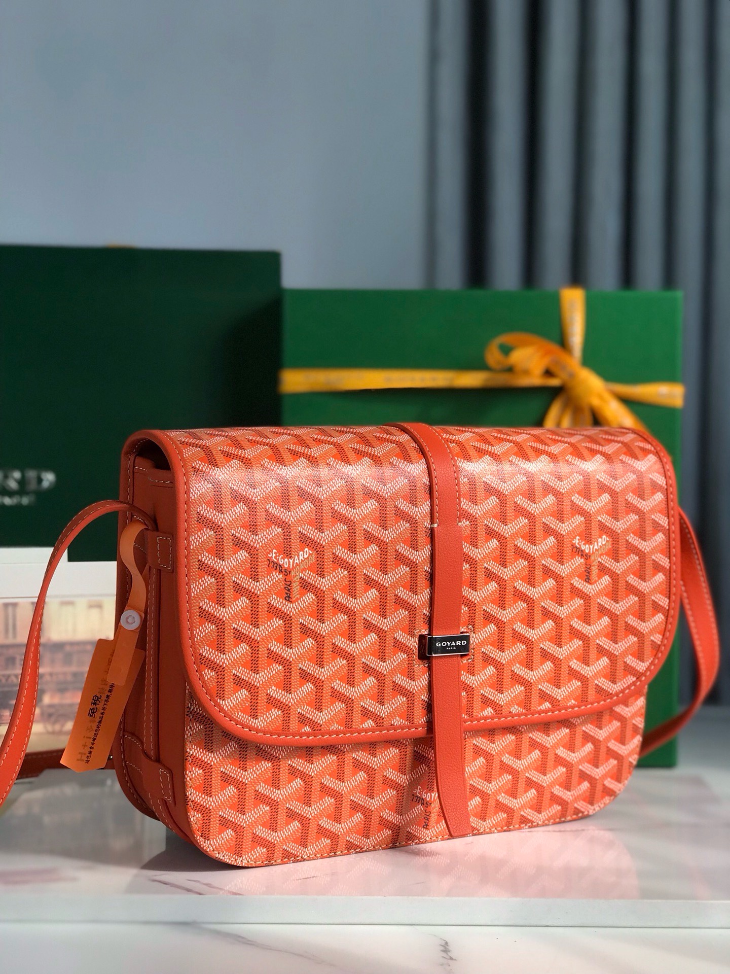 Сумка женская Goyard Belvédère II оранжевого цвета