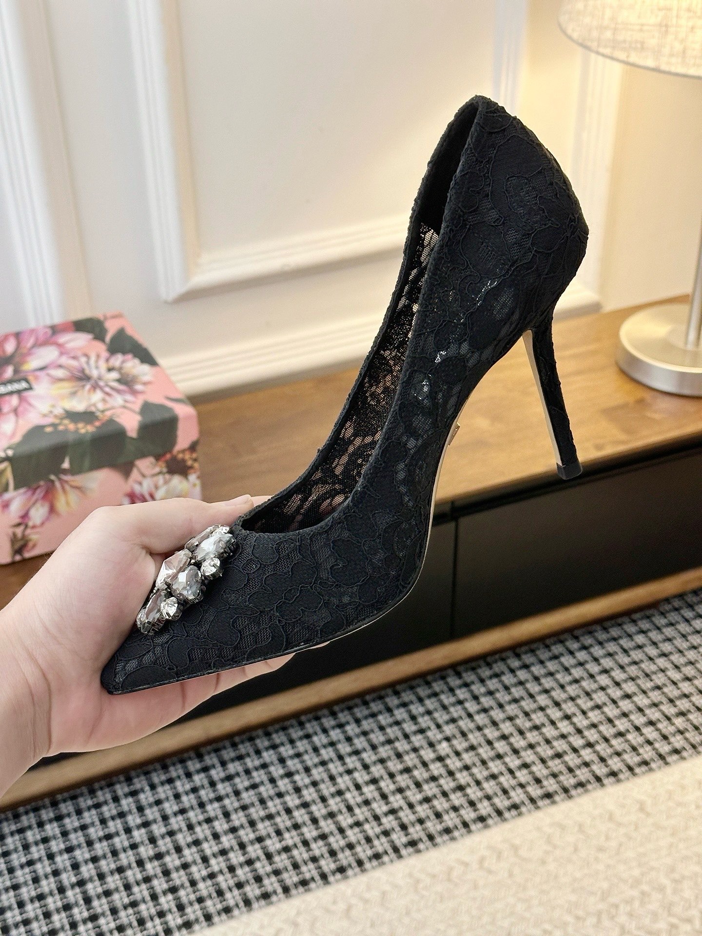 Туфли женские в стиле Dolce&Gabbana чёрного цвета