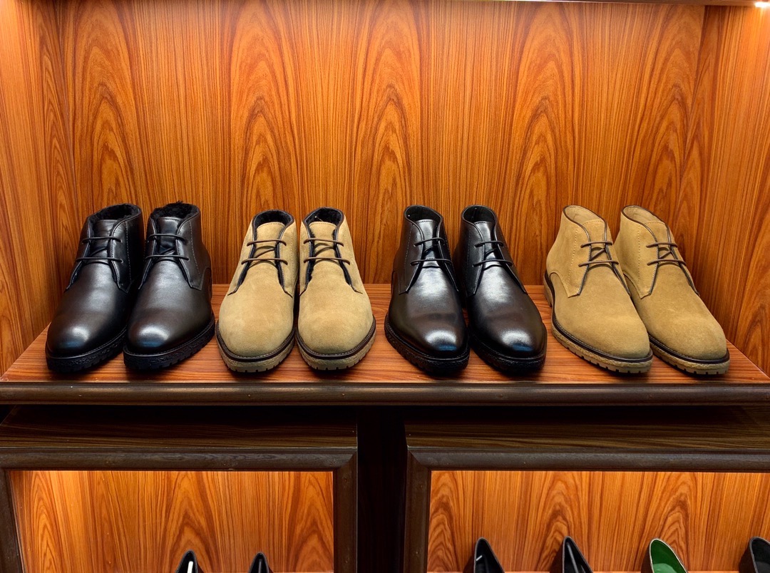 Ботинки мужские в стиле Berluti Chukka чёрного цвета