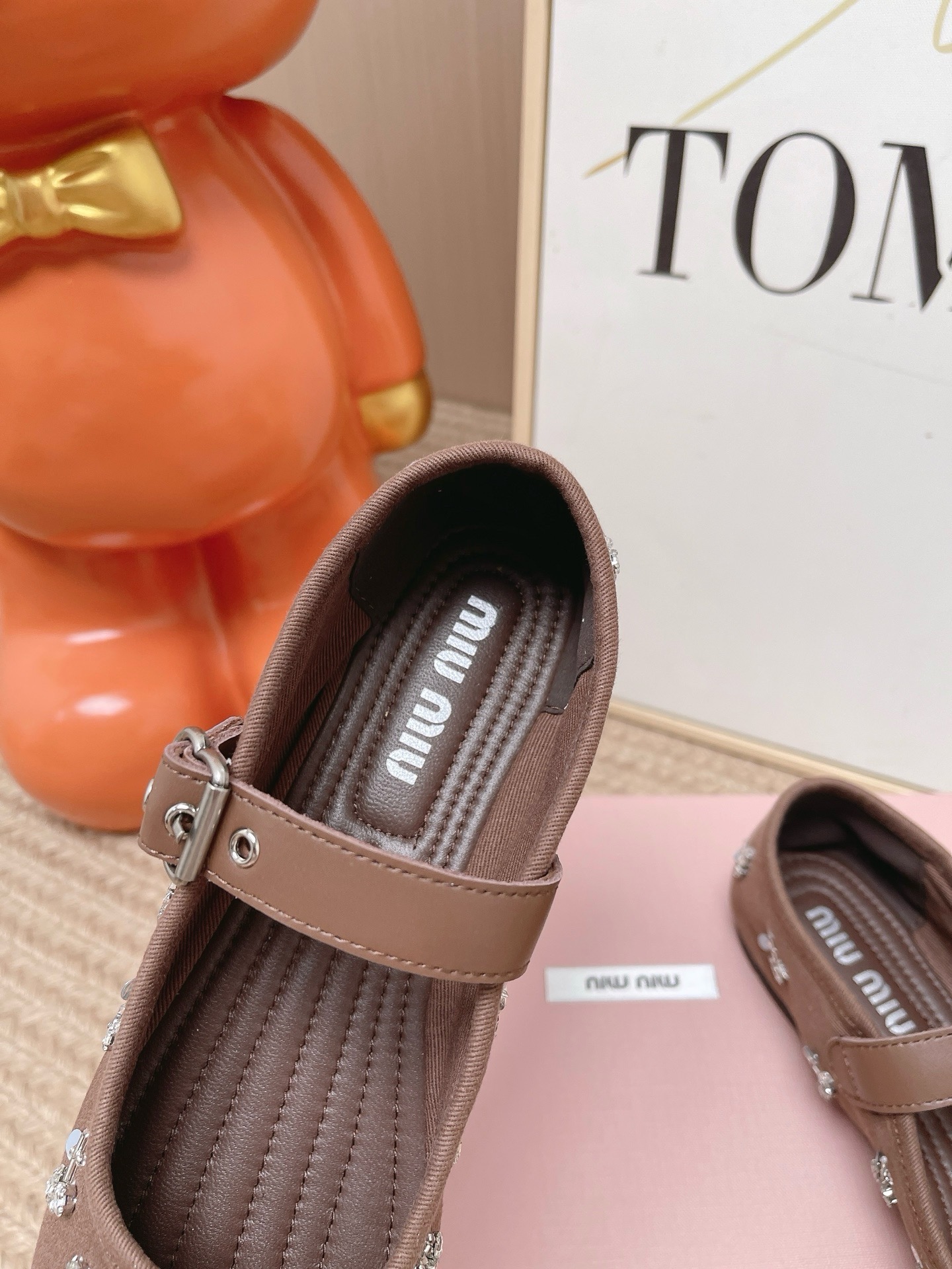 Балетки женские Miu Miu Mary Jane коричневого цвета