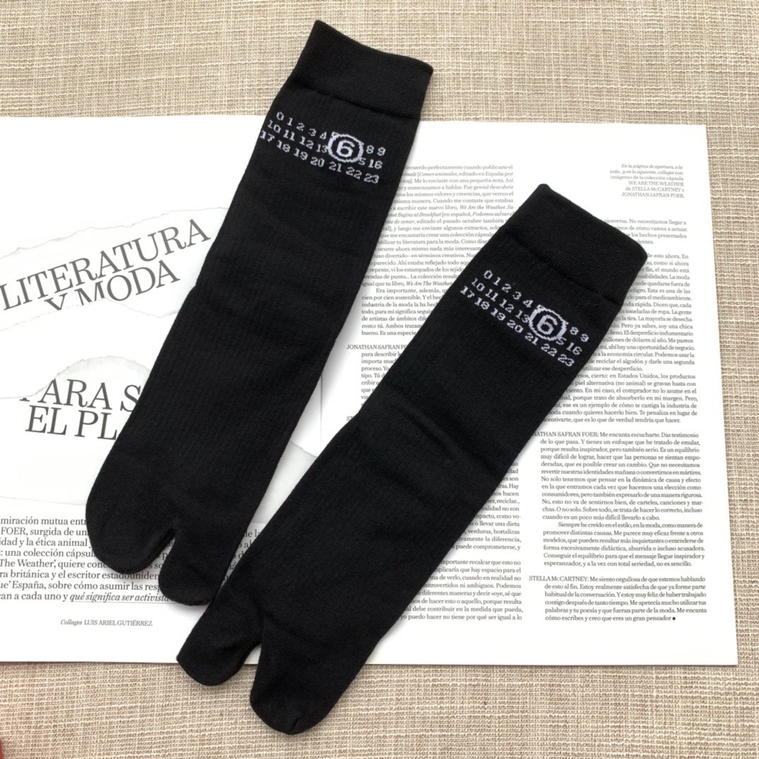 Носки женские в стиле Maison Margiela MM6 таби хлопковые (набор 6 пар)