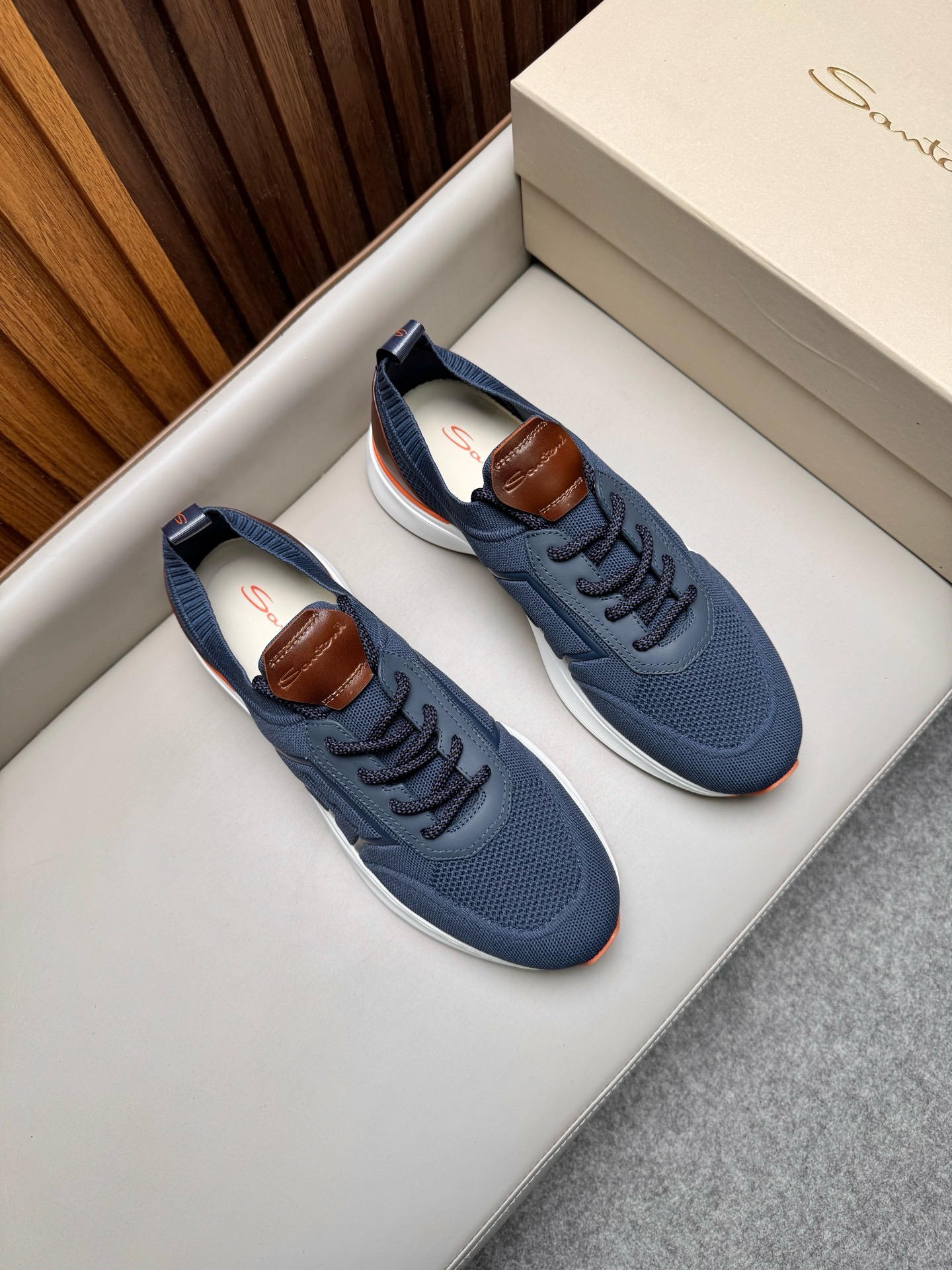 Кроссовки мужские Santoni синего цвета