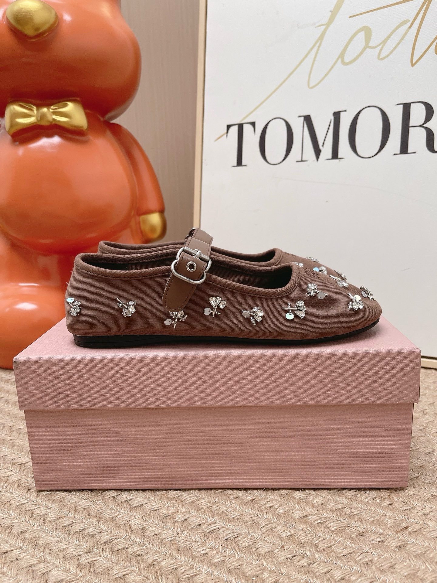 Балетки женские Miu Miu Mary Jane коричневого цвета