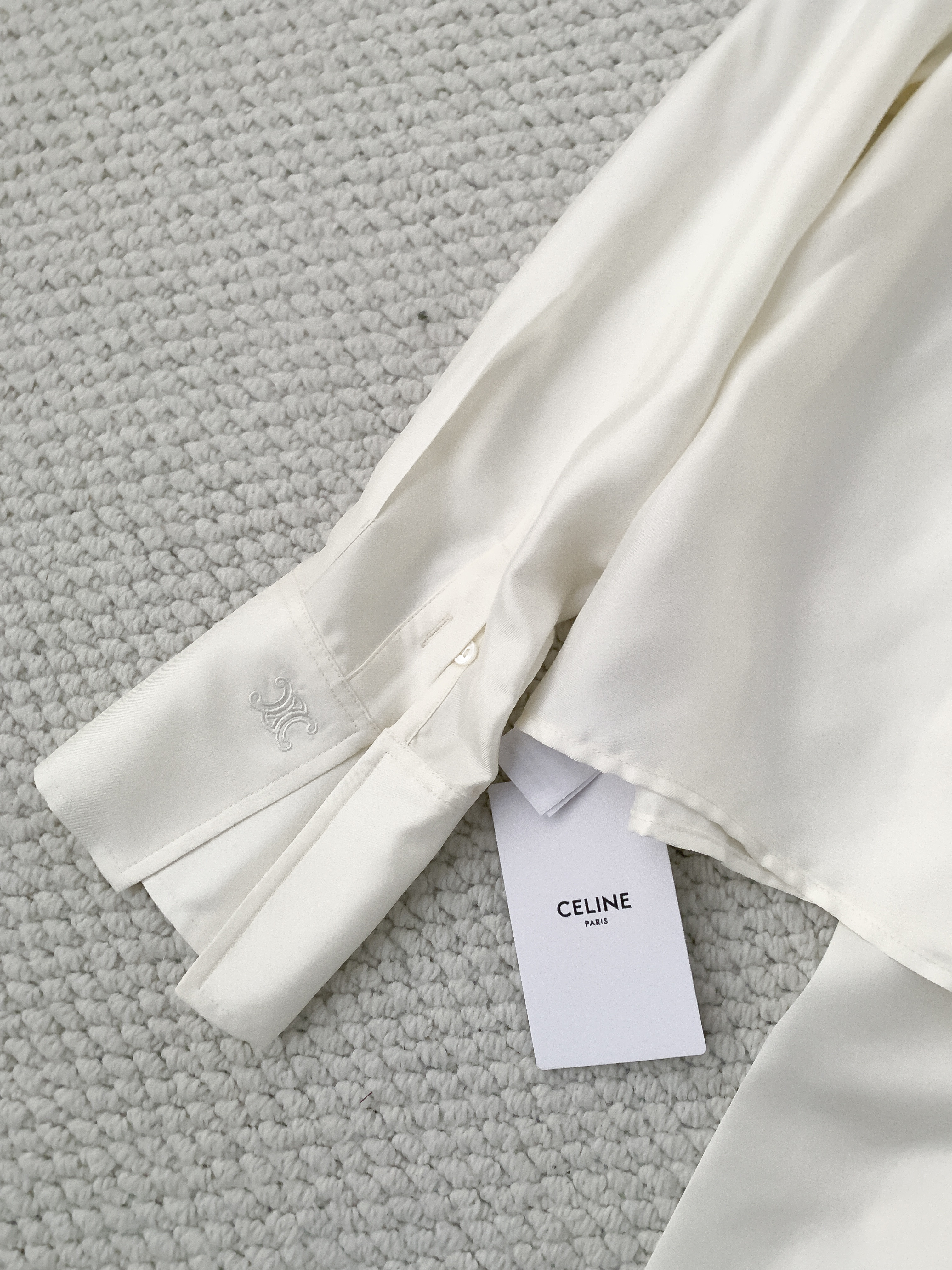 Рубашка женская в стиле Celine молочного цвета с длинным рукавом