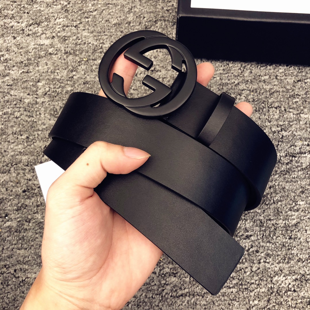 Ремень мужской в стиле Gucci из натуральной кожи чёрного цвета с пряжкой GG