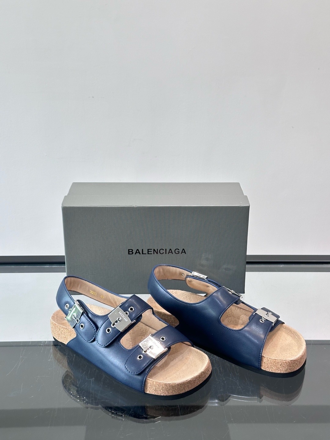 Сандалии мужские в стиле Balenciaga x Birkenstock Boston синего цвета