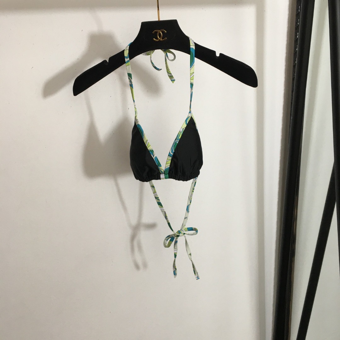 Купальник женский раздельный чёрного цвета с принтом на завязках