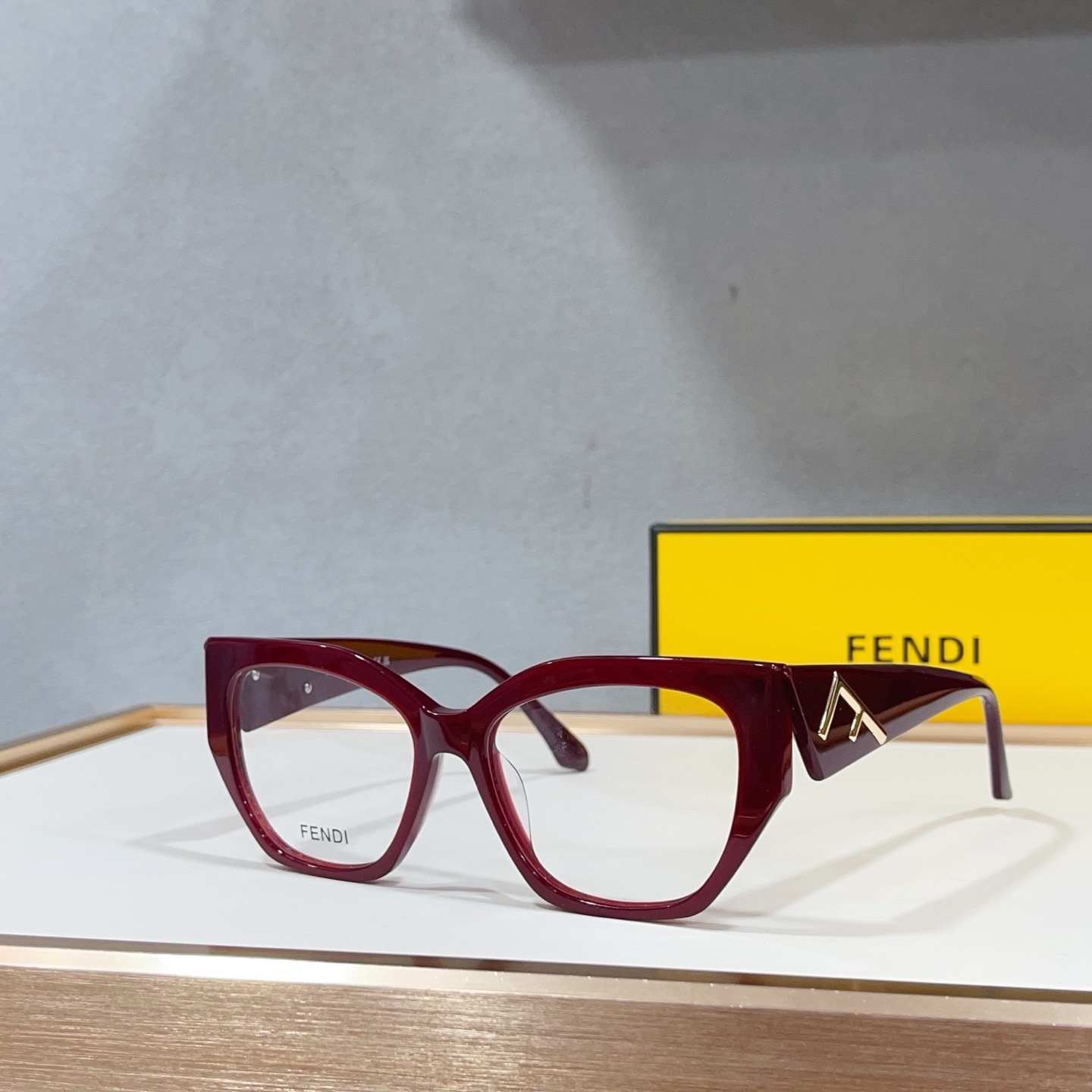 Оправа женская Fendi FE50062