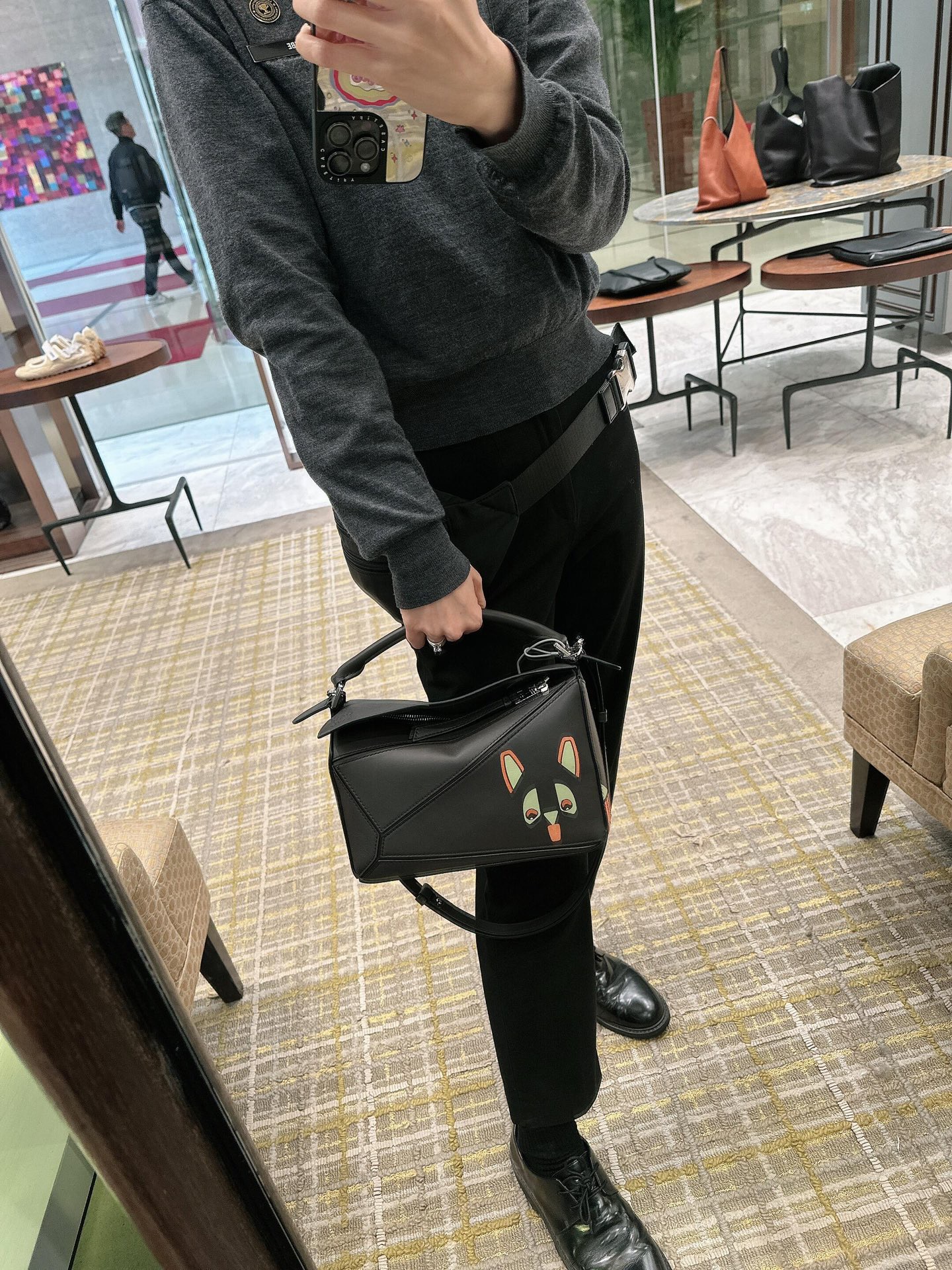 Сумка женская в стиле Loewe Puzzle Fold чёрного цвета