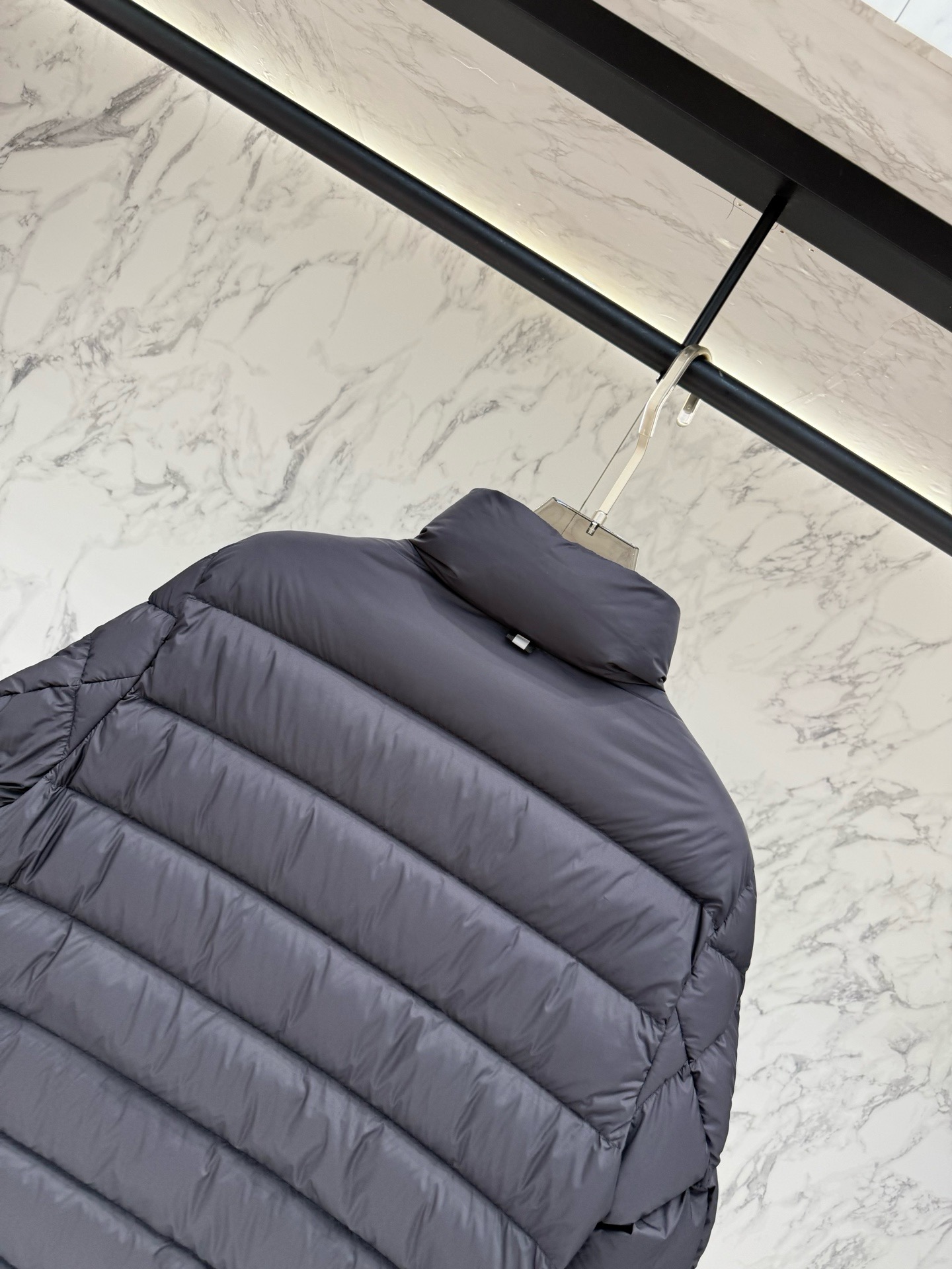 Пуховик мужской в стиле Canada Goose Stratus с натуральным пухом