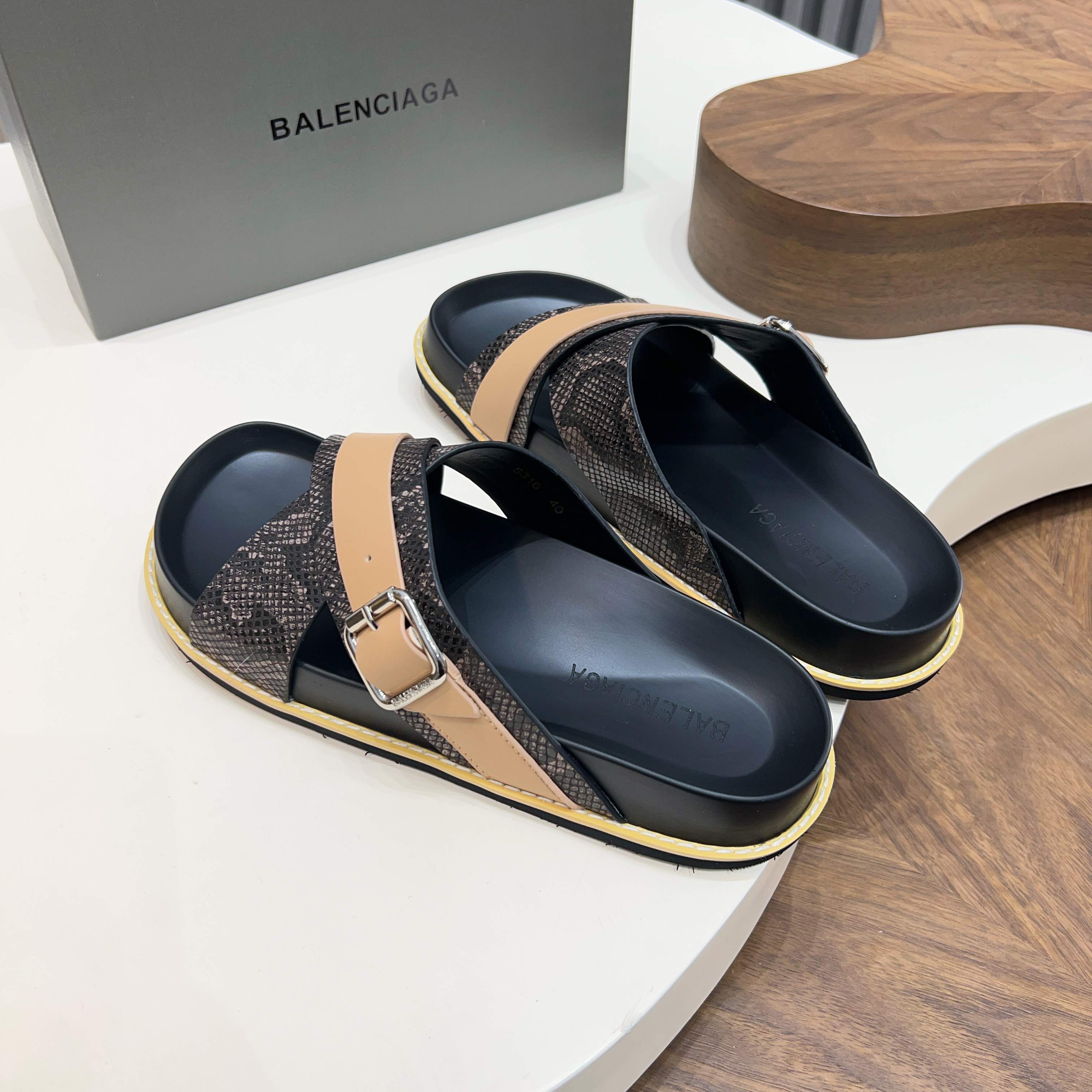 Сандалии мужские Balenciaga черного и коричневого цвета
